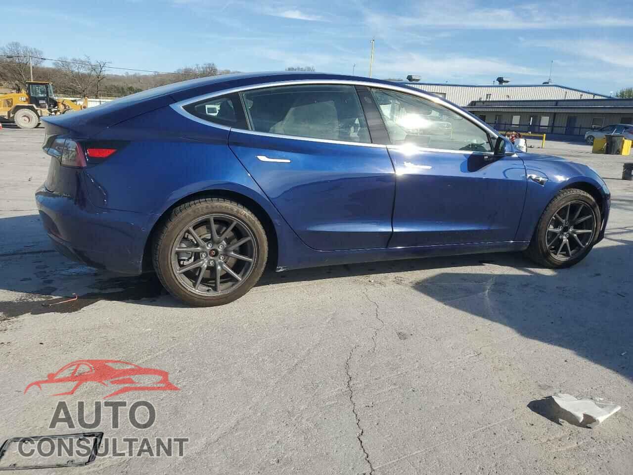 TESLA MODEL 3 2018 - 5YJ3E1EA8JF043350