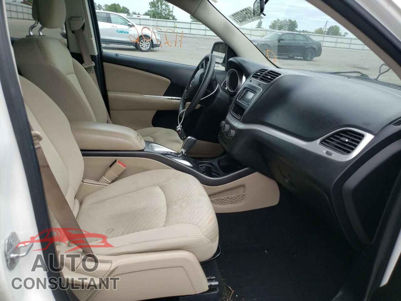 DODGE JOURNEY 2017 - 3C4PDCBG2HT523307