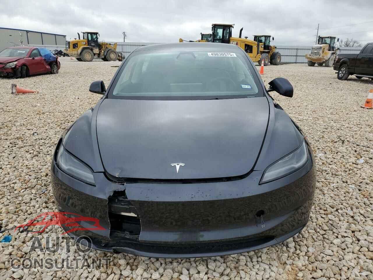TESLA MODEL 3 2024 - 5YJ3E1EA0RF739034
