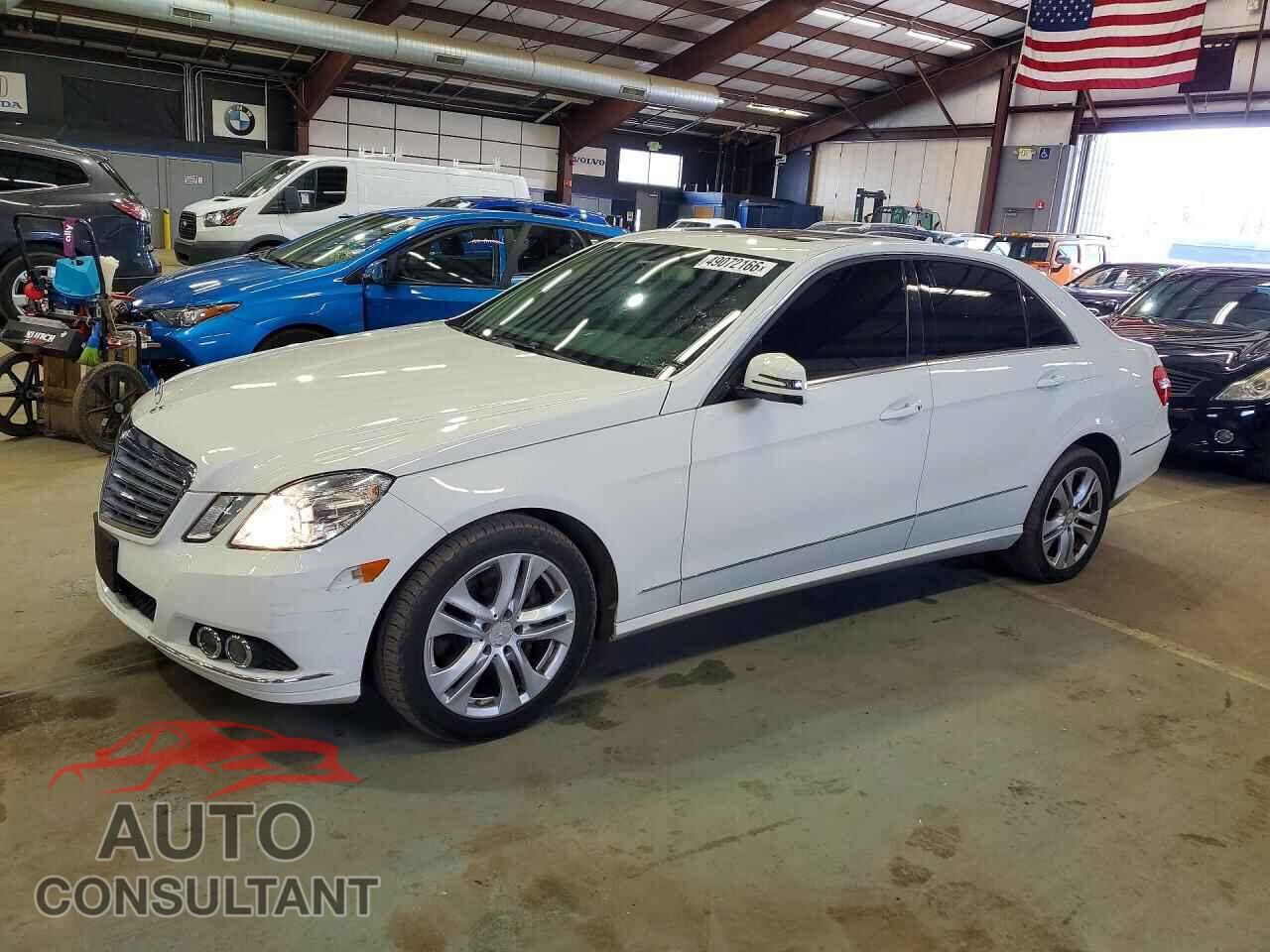 MERCEDES-BENZ E-CLASS 2011 - WDDHF8HB4BA379254