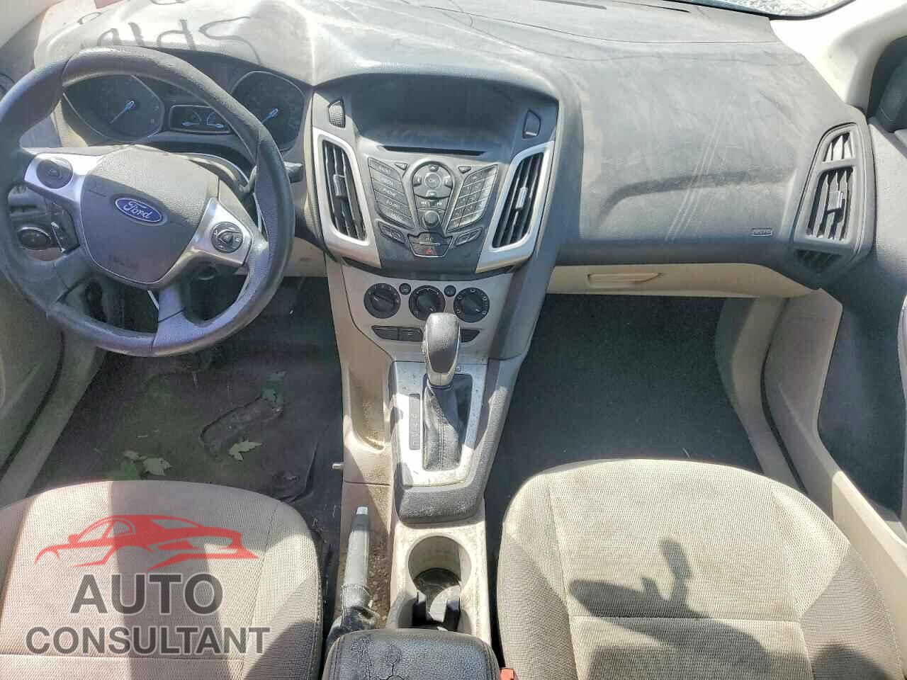 FORD FOCUS 2014 - 1FADP3F28EL410208