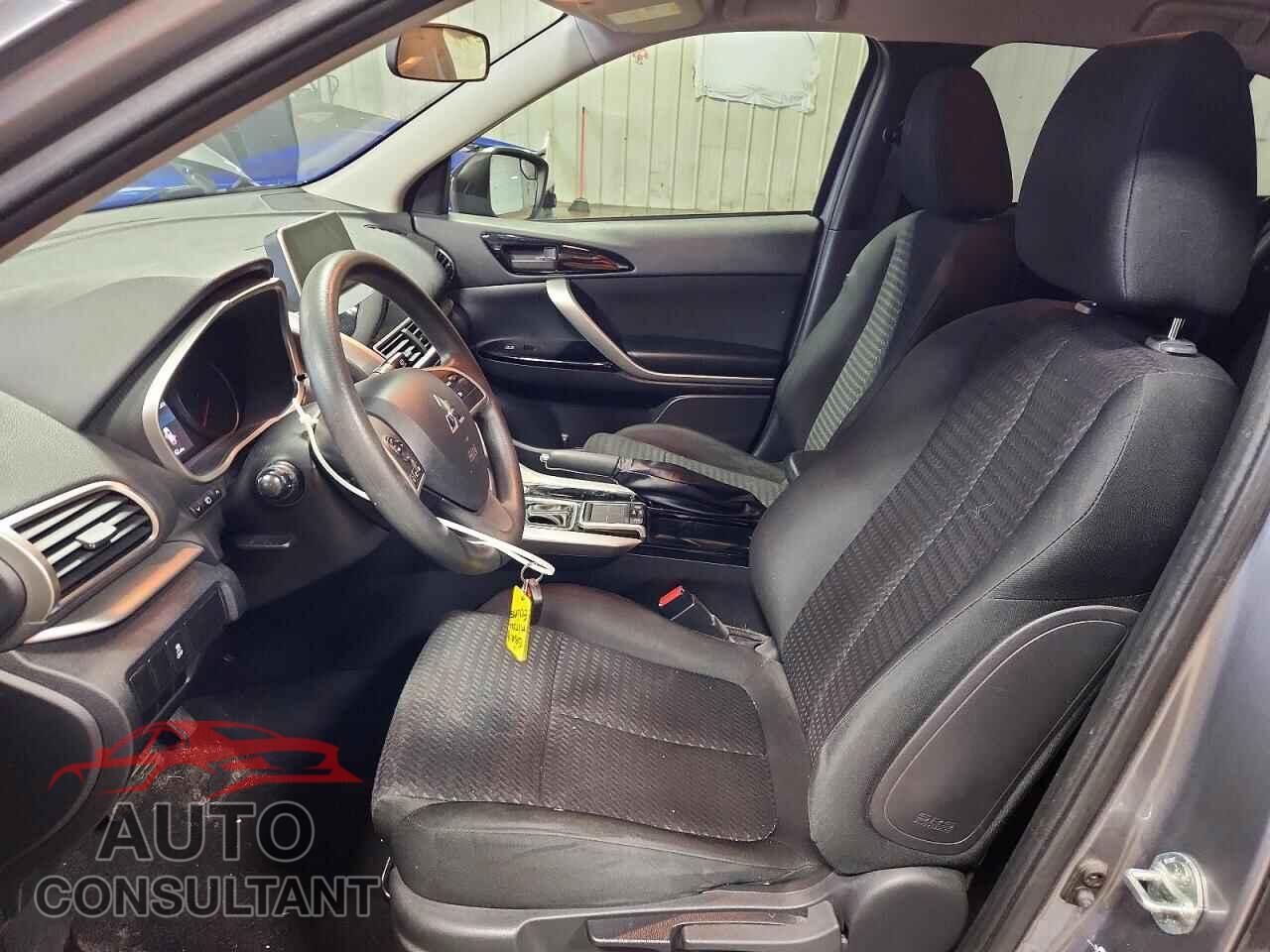 MITSUBISHI ECLIPSE 2019 - JA4AT4AA4KZ050130