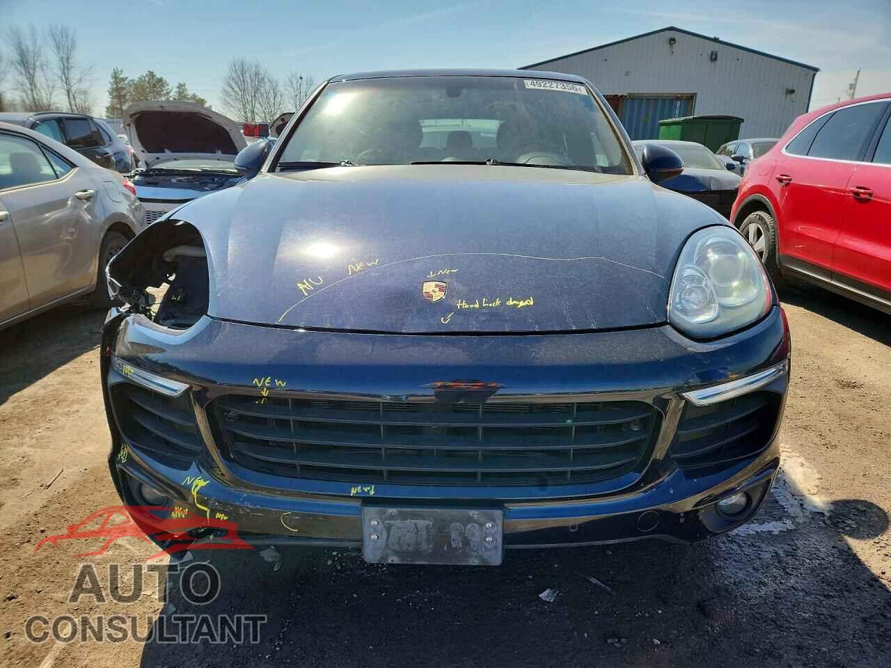 PORSCHE CAYENNE 2016 - WP1AA2A29GKA14943