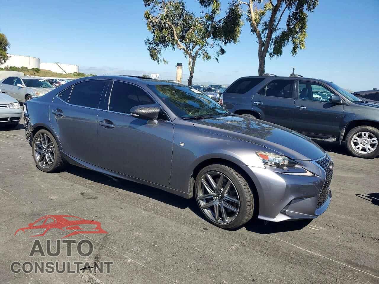 LEXUS IS 2014 - JTHBE1D23E5012020