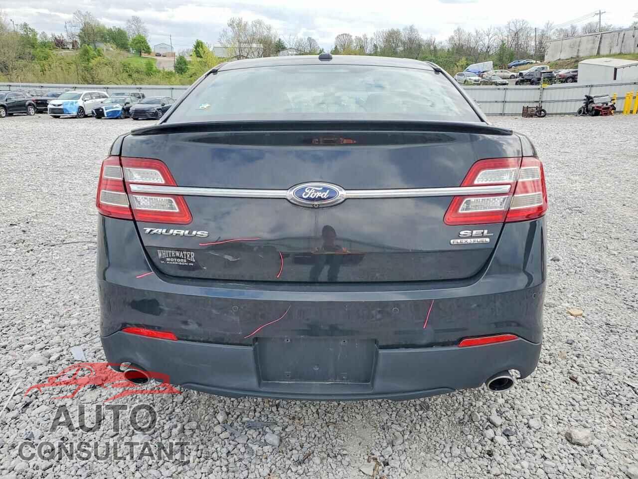 FORD TAURUS 2015 - 1FAHP2E84FG133228