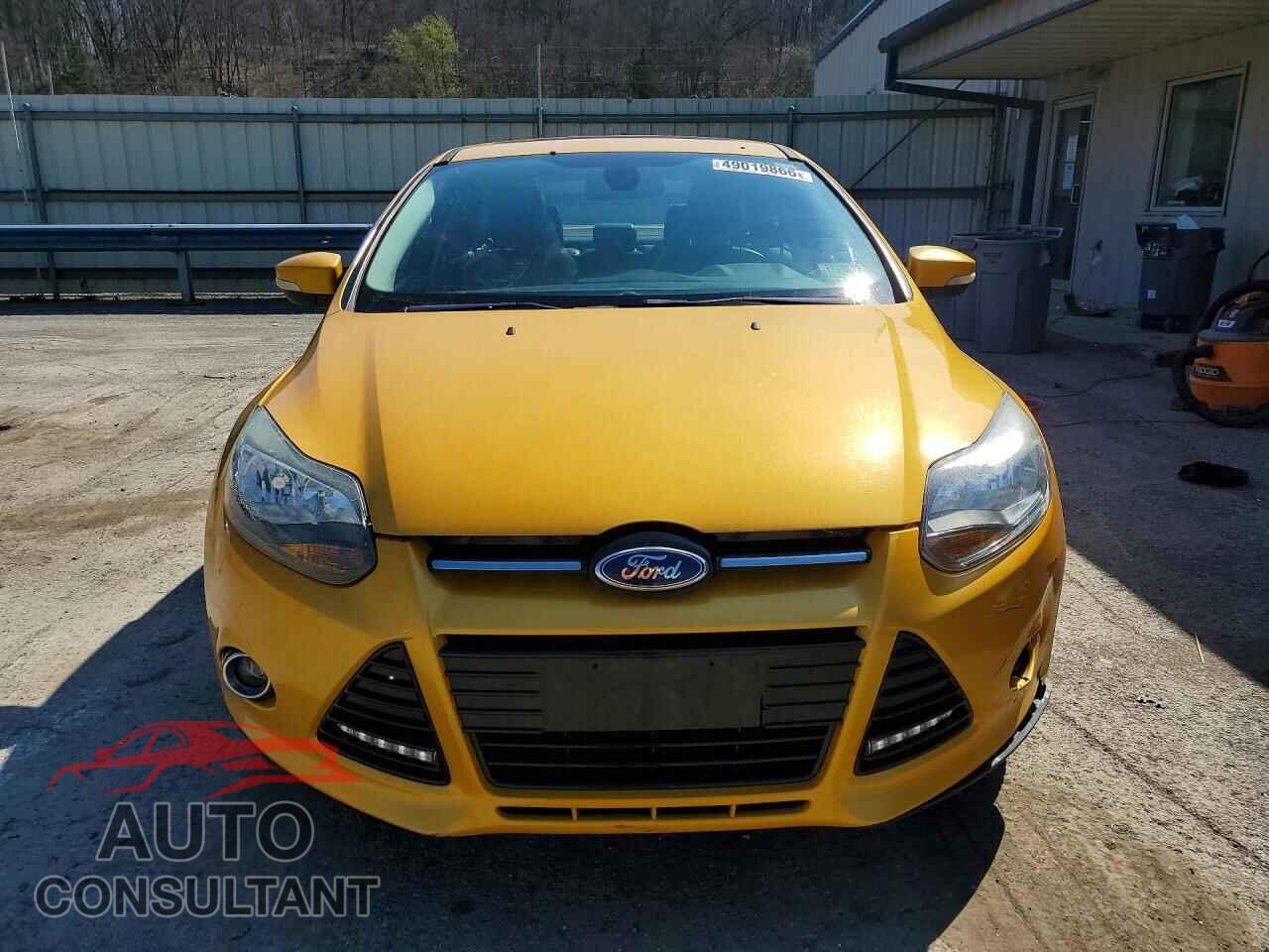 FORD FOCUS 2012 - 1FAHP3J23CL271918