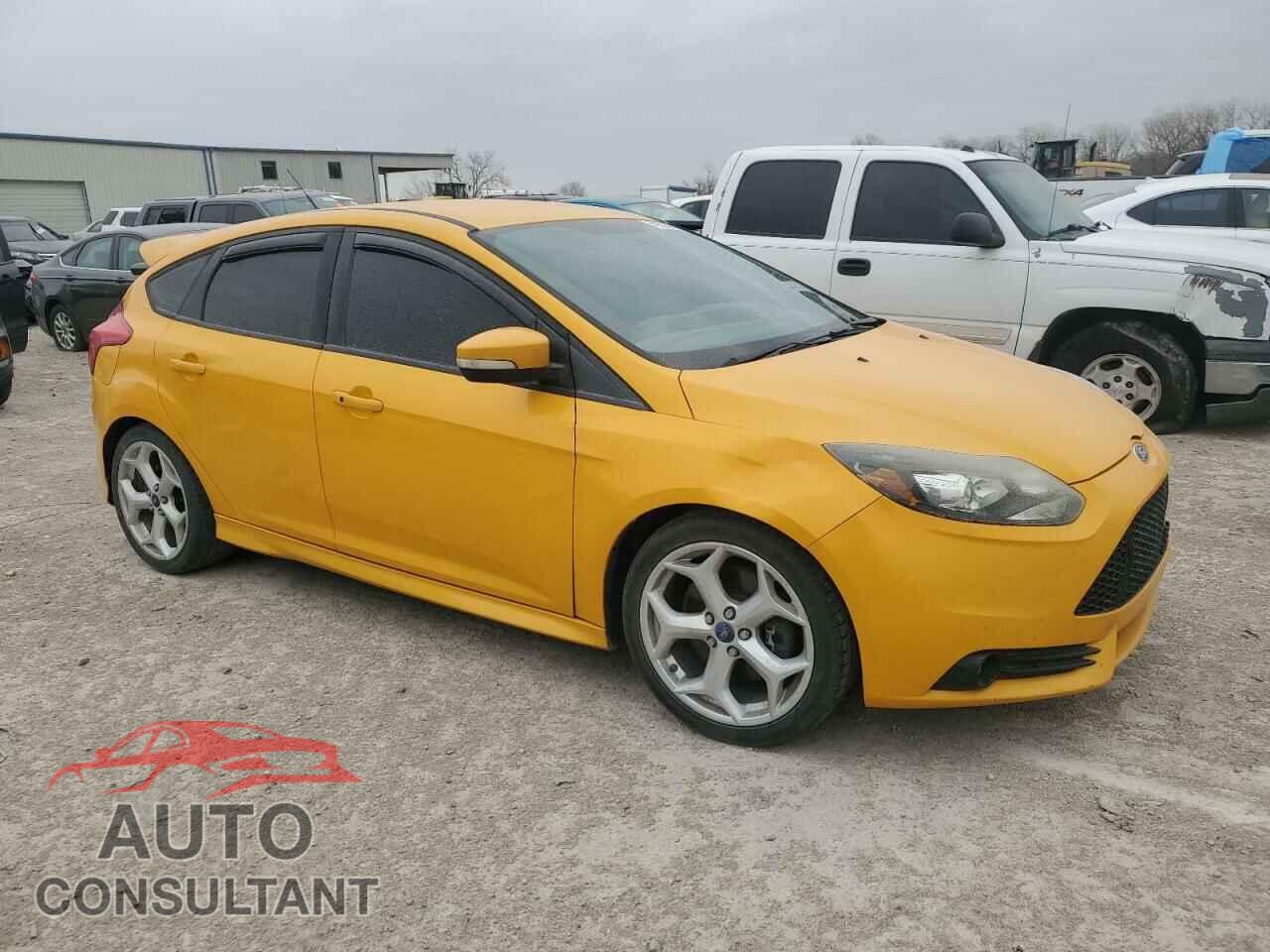 FORD FOCUS 2013 - 1FADP3L99DL100178