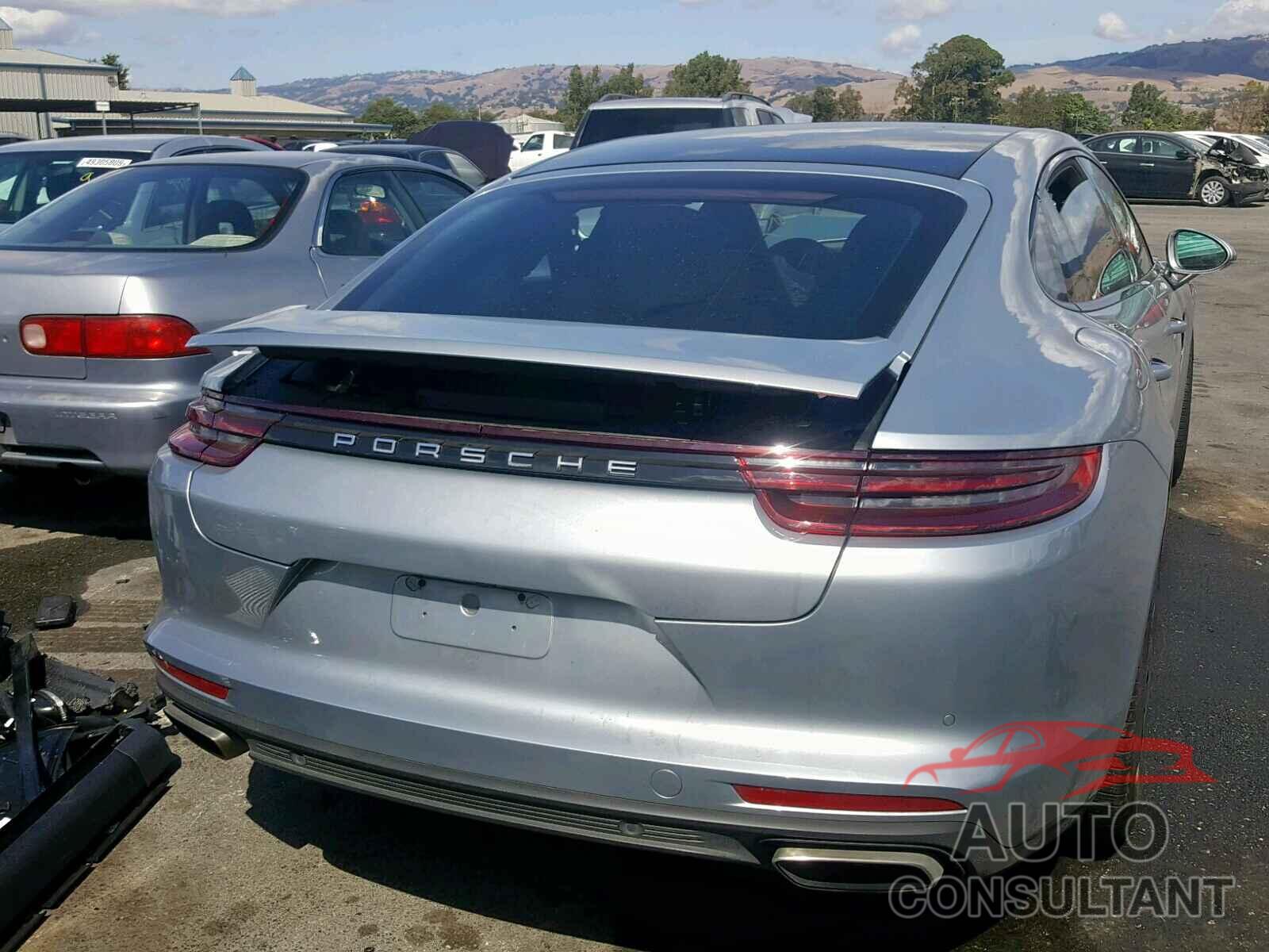 PORSCHE PANAMERA 2018 - WP0BE2A70JL161384
