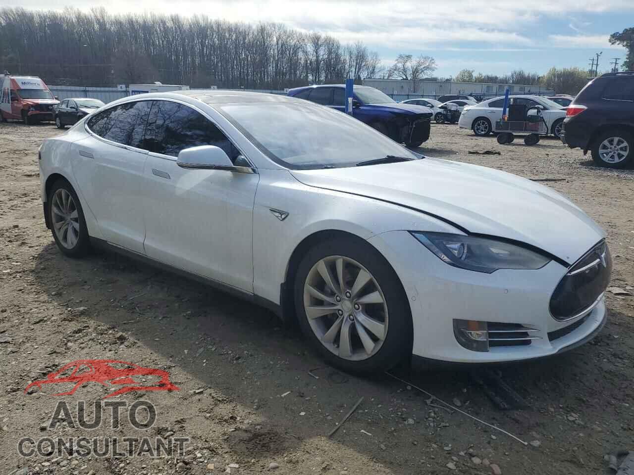 TESLA MODEL S 2015 - 5YJSA1E25FF108341