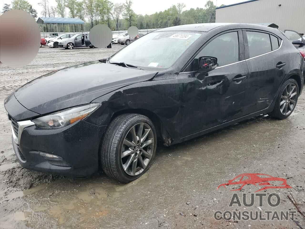 MAZDA 3 2018 - 3MZBN1L37JM191109