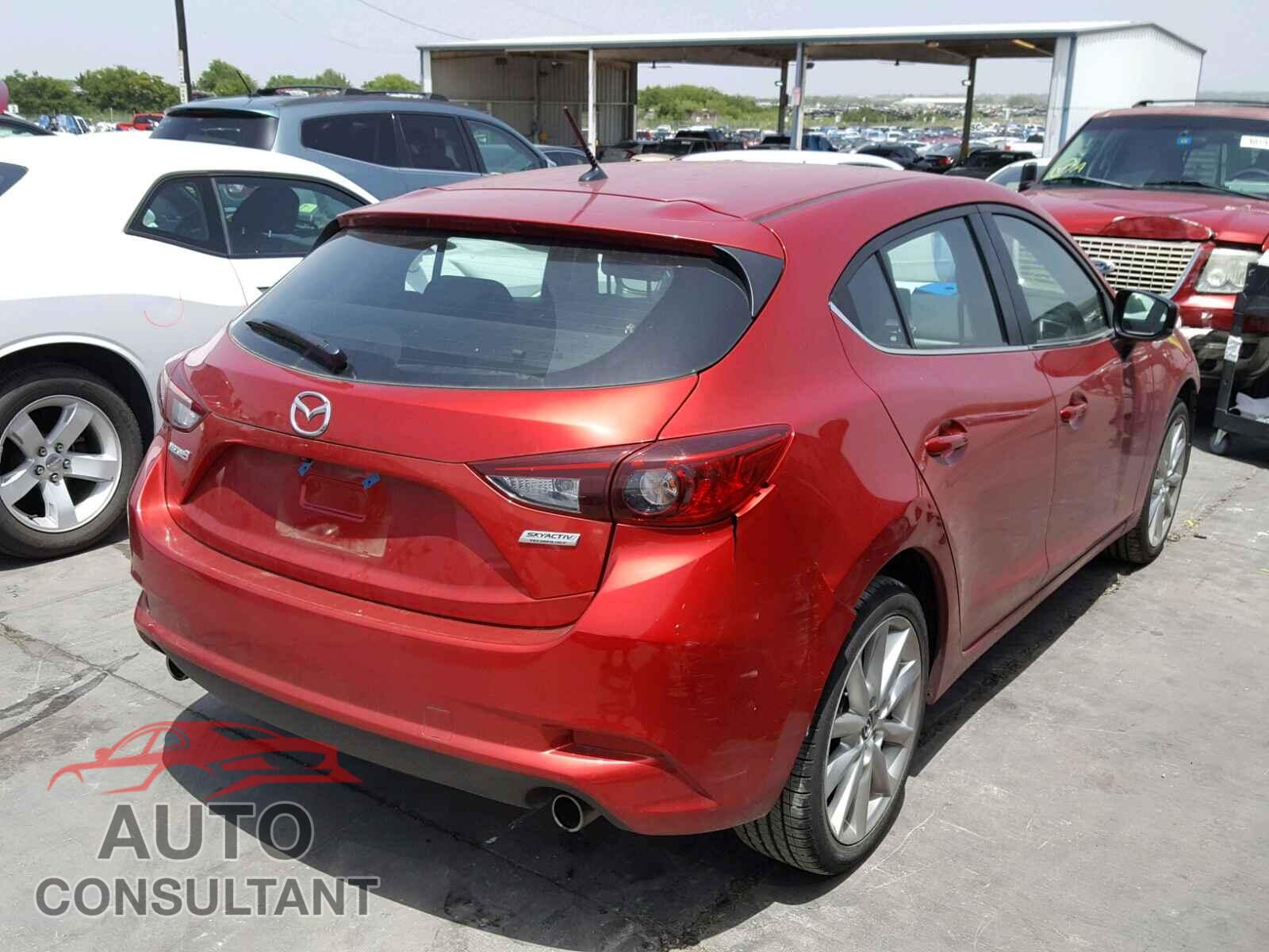 MAZDA 3 2017 - 3MZBN1L73HM117330