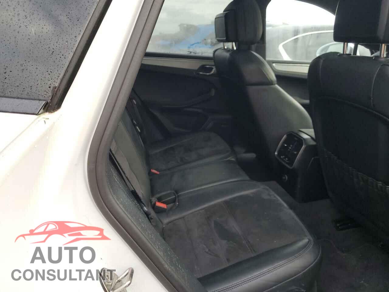 PORSCHE MACAN 2017 - WP1AG2A55HLB51947