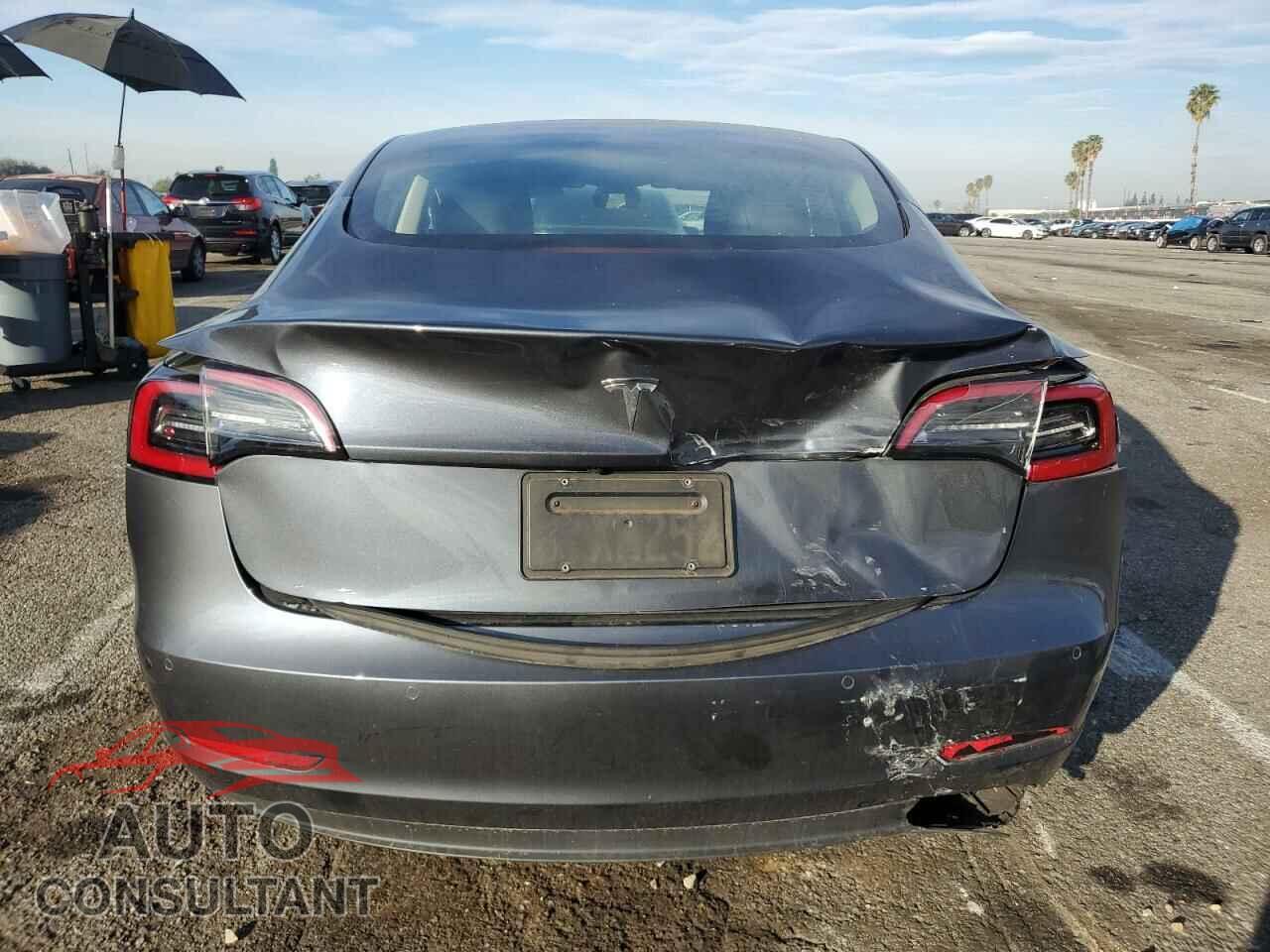 TESLA MODEL 3 2021 - 5YJ3E1EA1MF096587