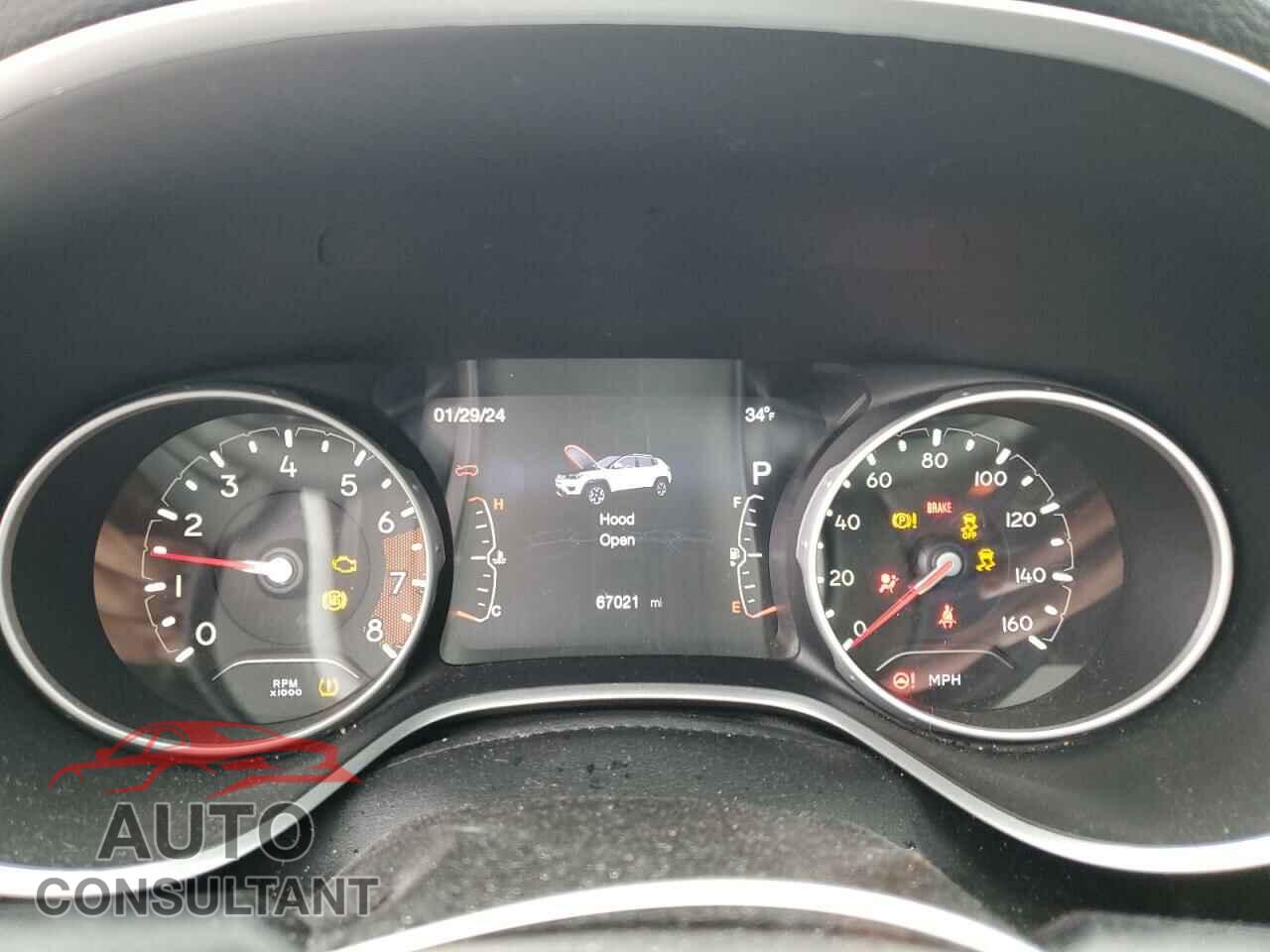 JEEP COMPASS 2018 - 3C4NJDCB8JT485449
