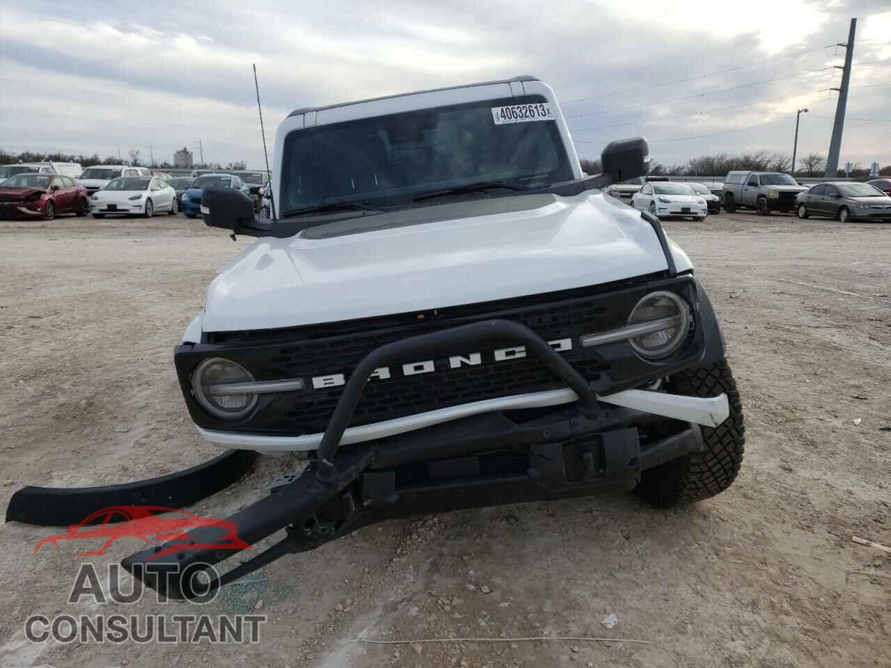 FORD BRONCO 2023 - 1FMEE5DP9PLA90880