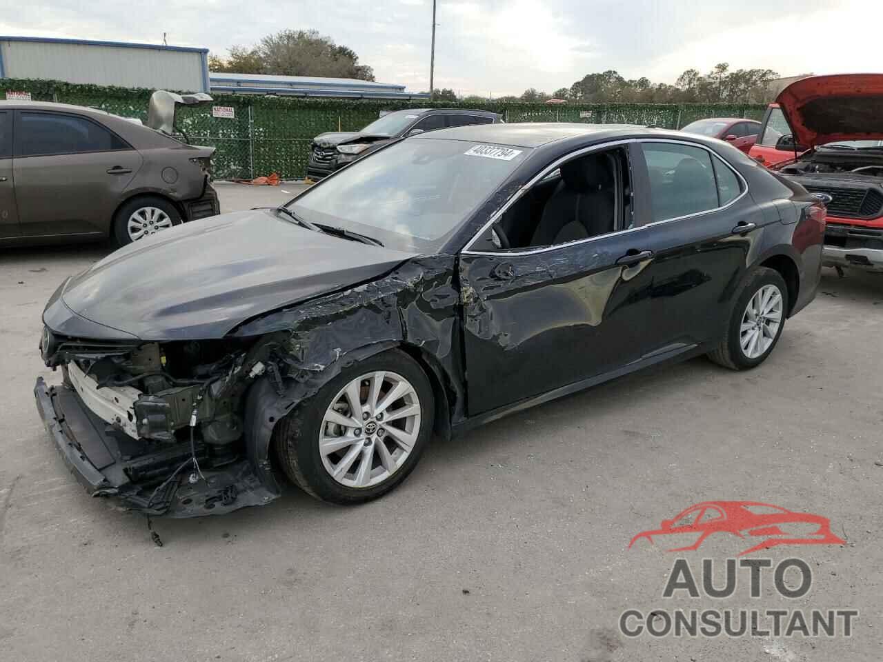 TOYOTA CAMRY 2022 - 4T1C11AK8NU499545