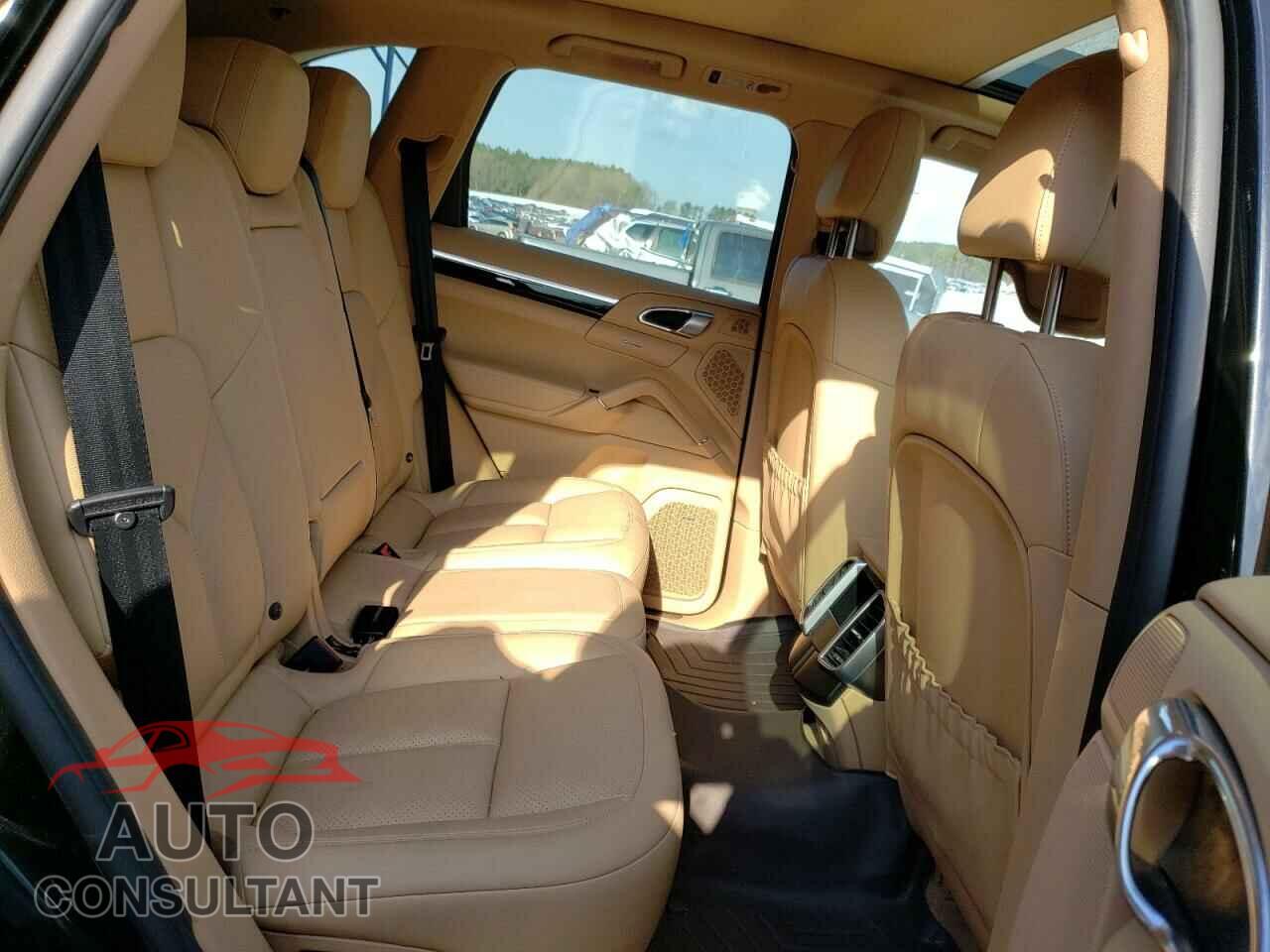 PORSCHE CAYENNE 2016 - WP1AE2A21GLA17415