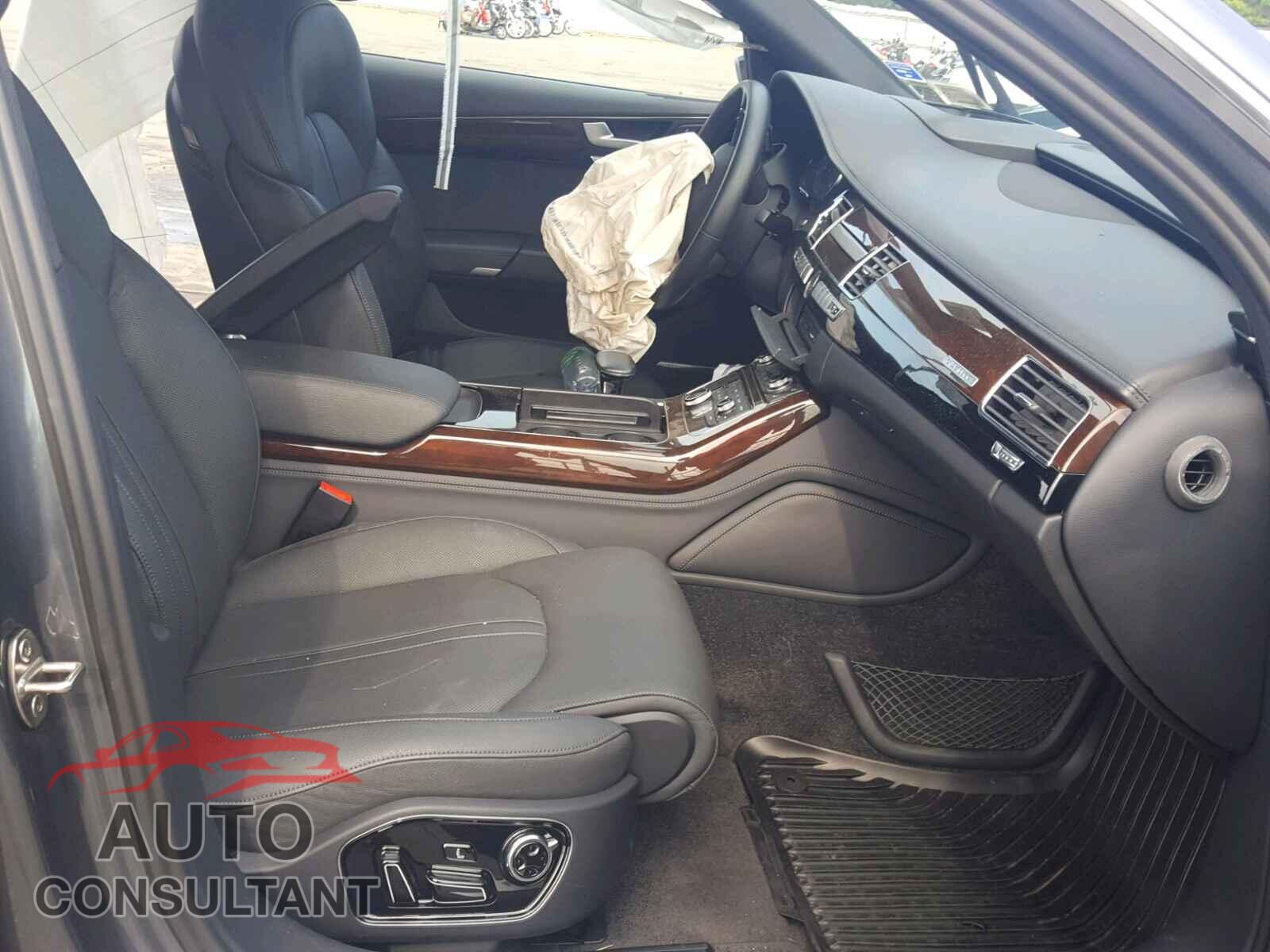 AUDI A8 2016 - WAU34AFD2GN012629