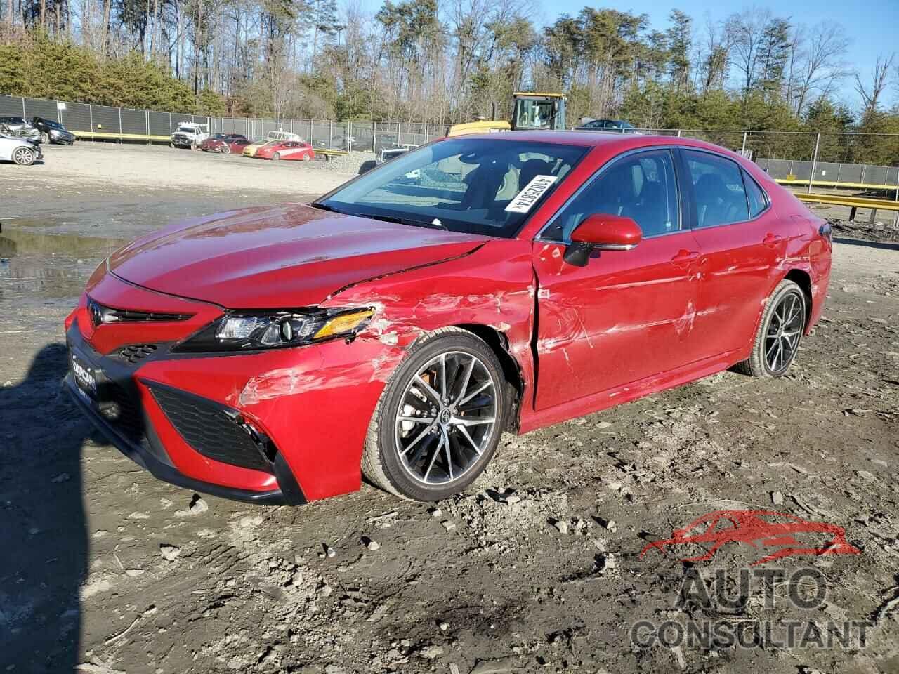 TOYOTA CAMRY 2023 - 4T1G11AK2PU156136