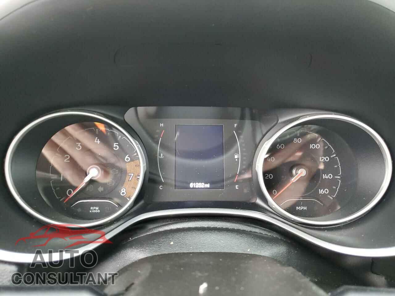 JEEP COMPASS 2020 - 3C4NJDBB8LT149837