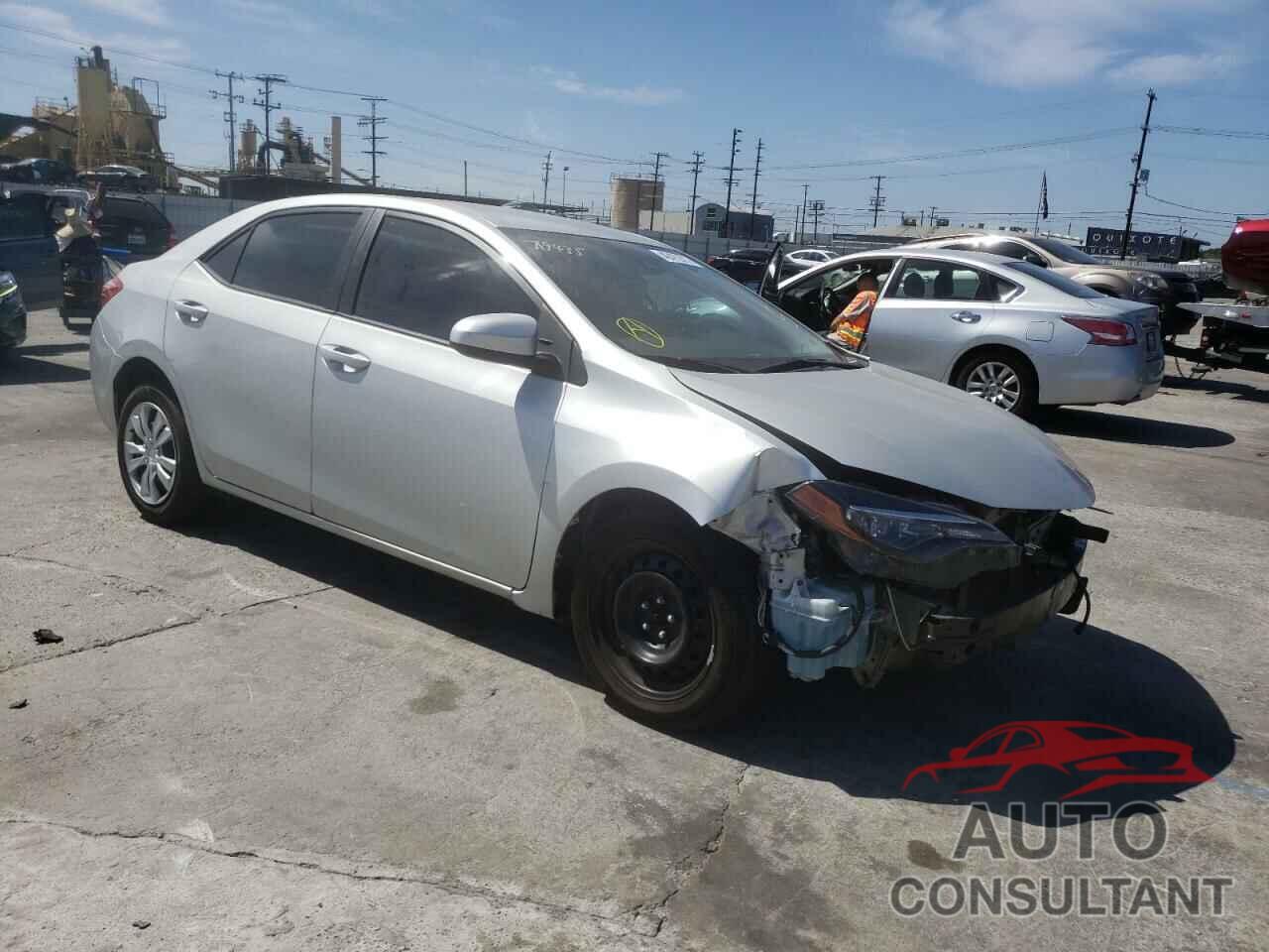 TOYOTA COROLLA 2018 - 5YFBURHE9JP818965