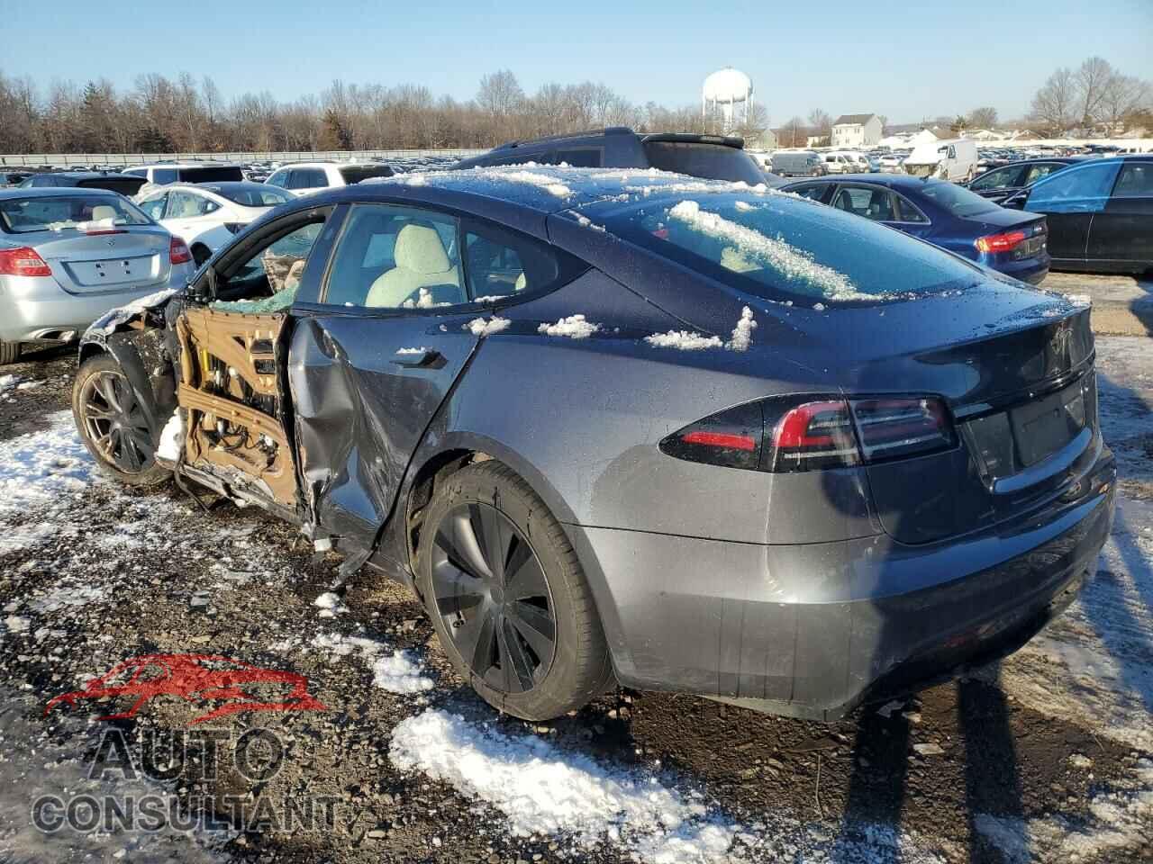 TESLA MODEL S 2022 - 5YJSA1E59NF486526