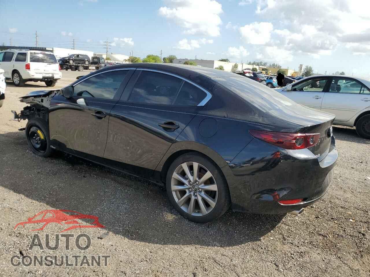 MAZDA 3 2021 - JM1BPABL4M1337790