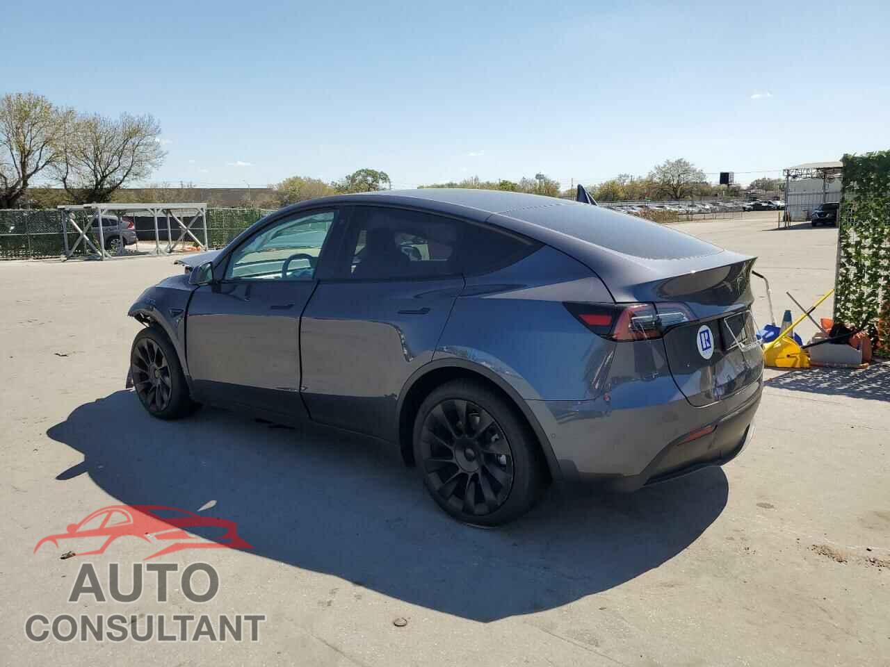 TESLA MODEL Y 2022 - 7SAYGDEE3NF311282