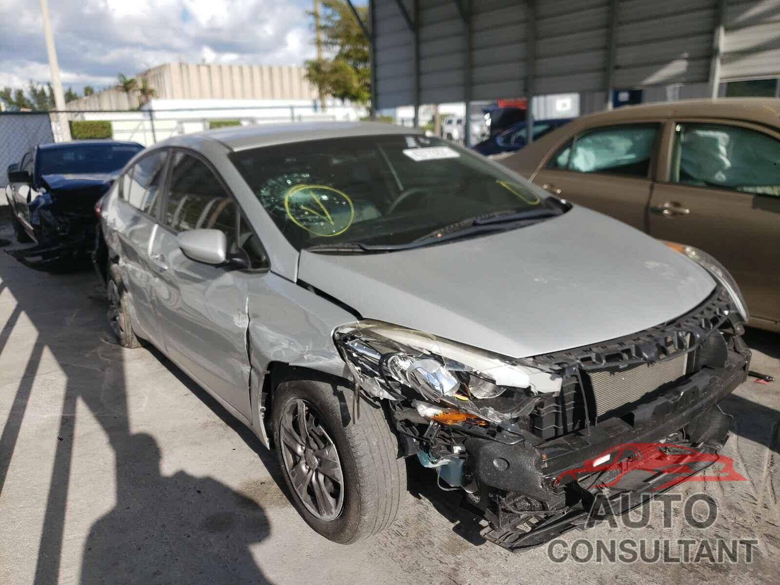 KIA FORTE 2016 - KNAFK4A65G5593444
