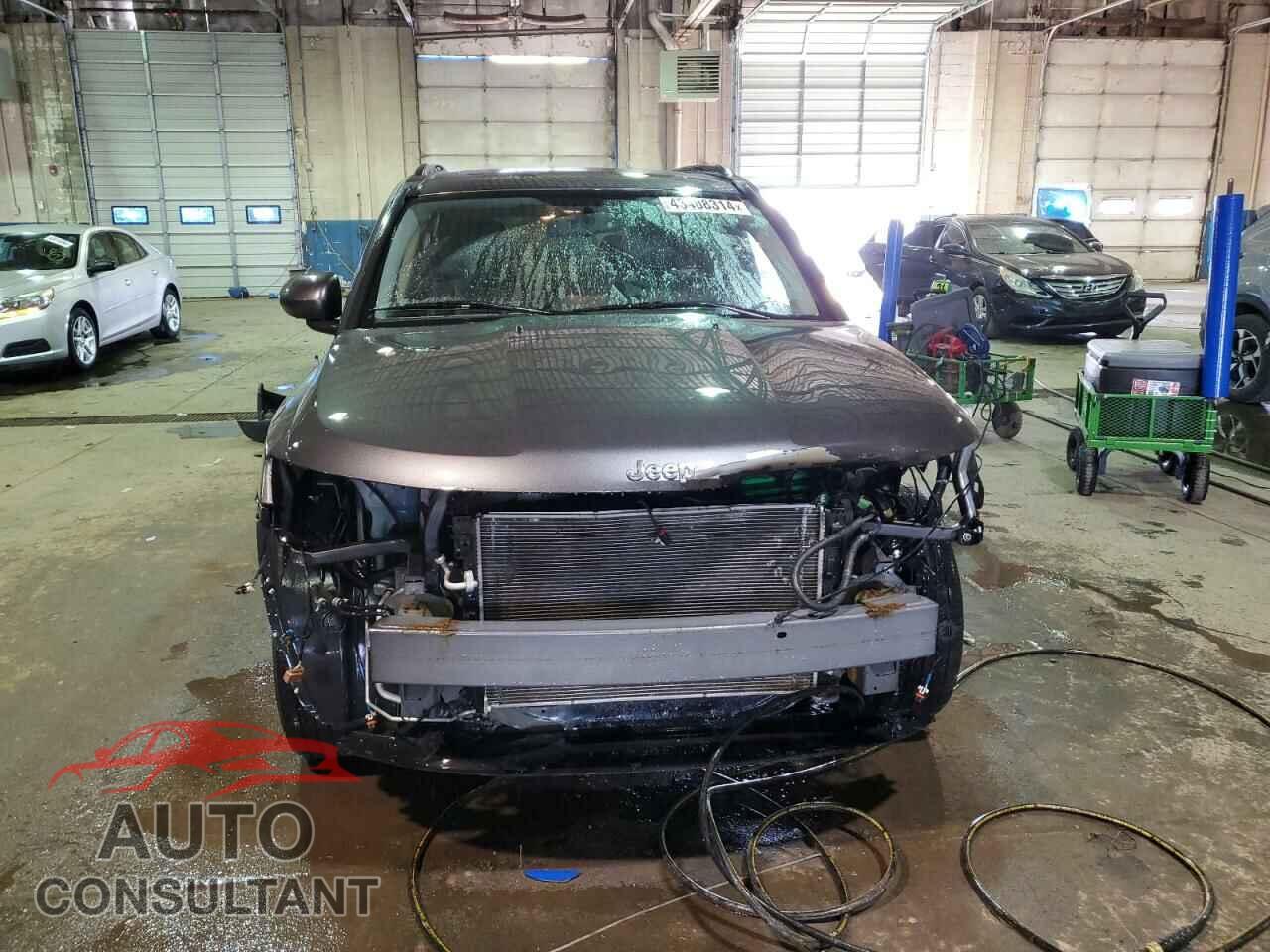 JEEP COMPASS 2017 - 1C4NJCEB4HD199377