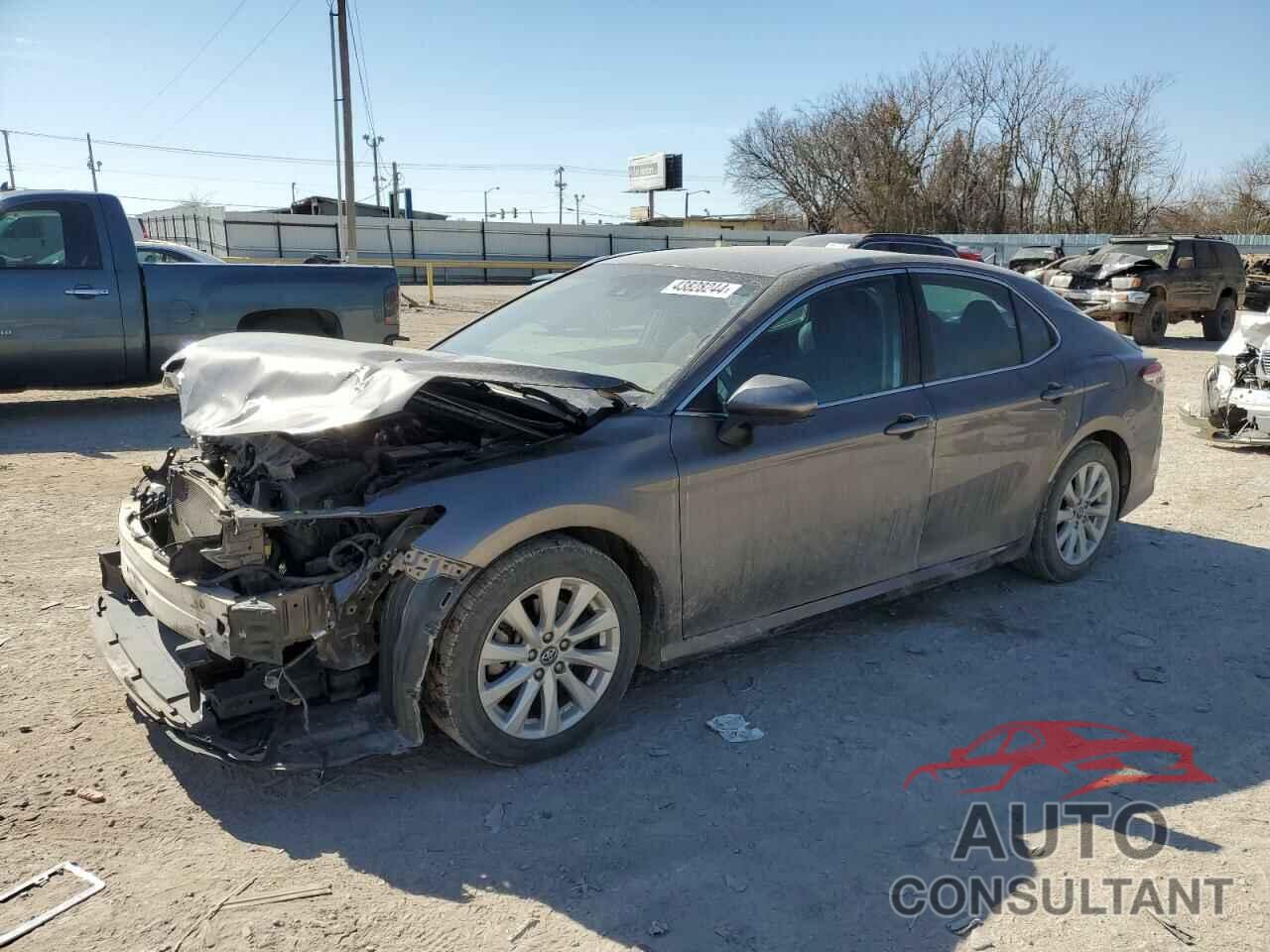 TOYOTA CAMRY 2018 - 4T1B11HK7JU631724