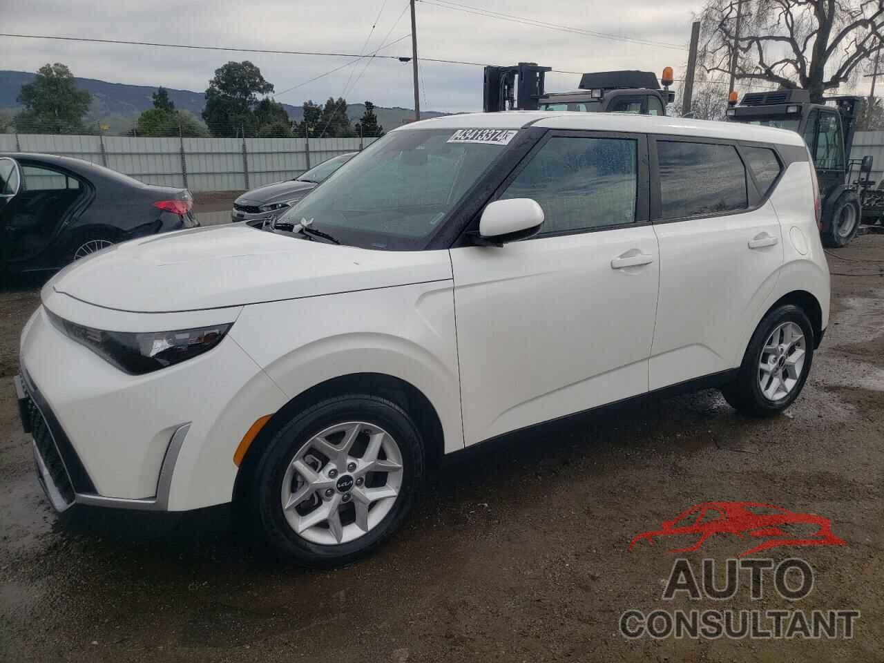 KIA SOUL 2023 - KNDJ23AU4P7884107