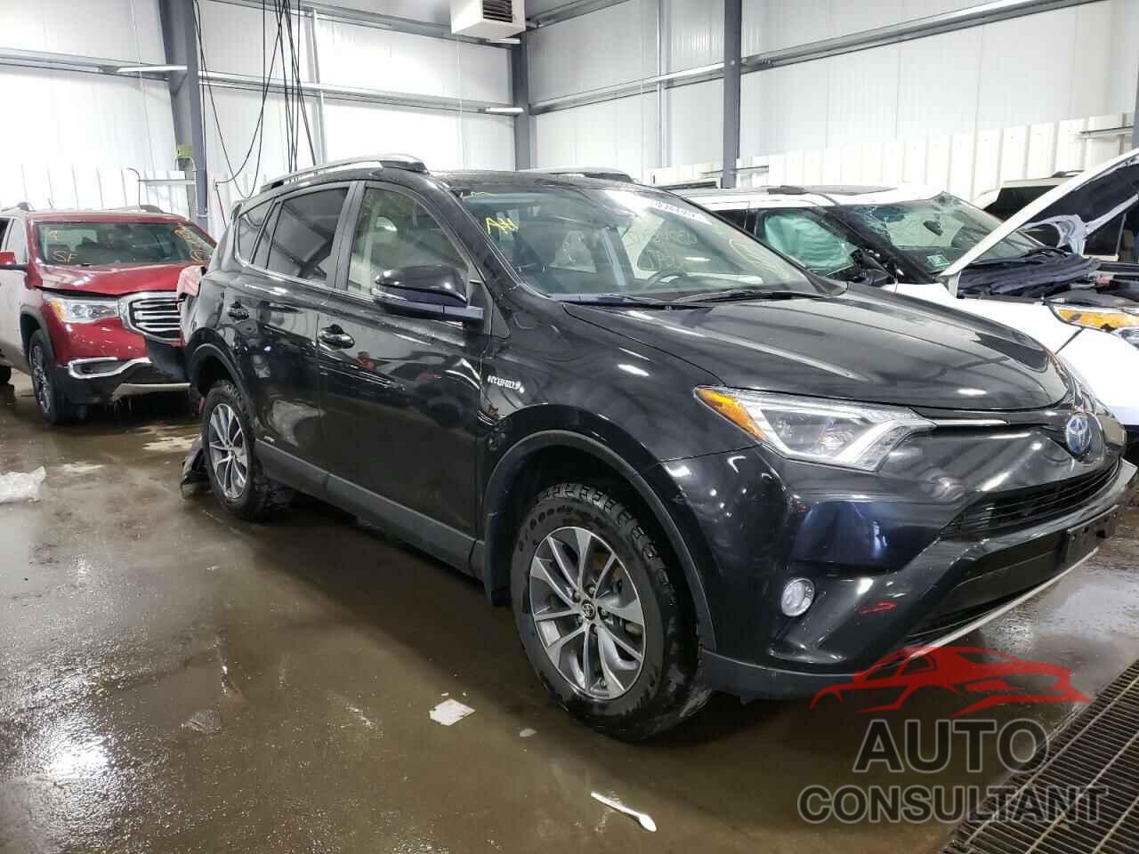 TOYOTA RAV4 2018 - JTMRJREV5JD185752