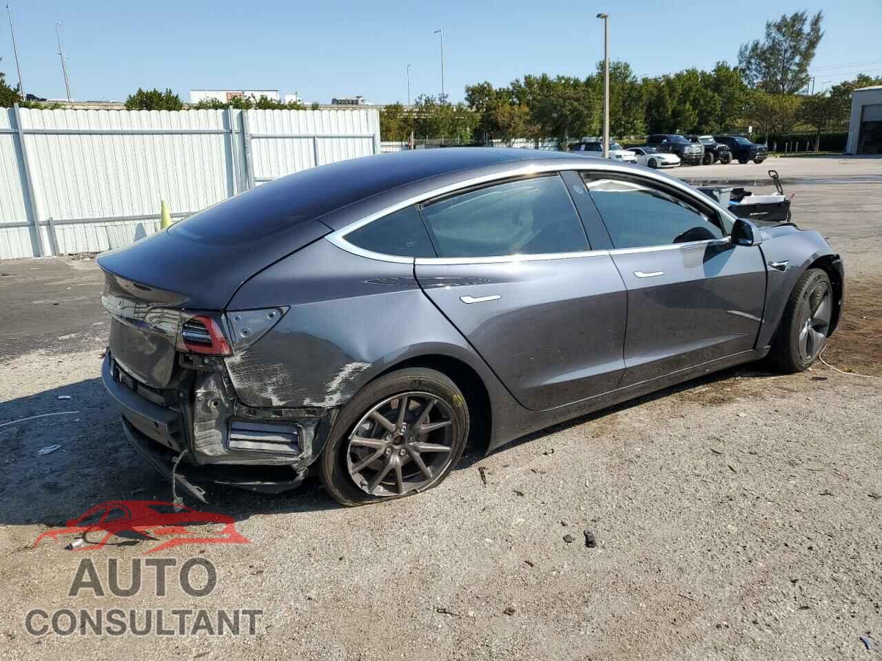 TESLA MODEL 3 2018 - 5YJ3E1EA5JF034573