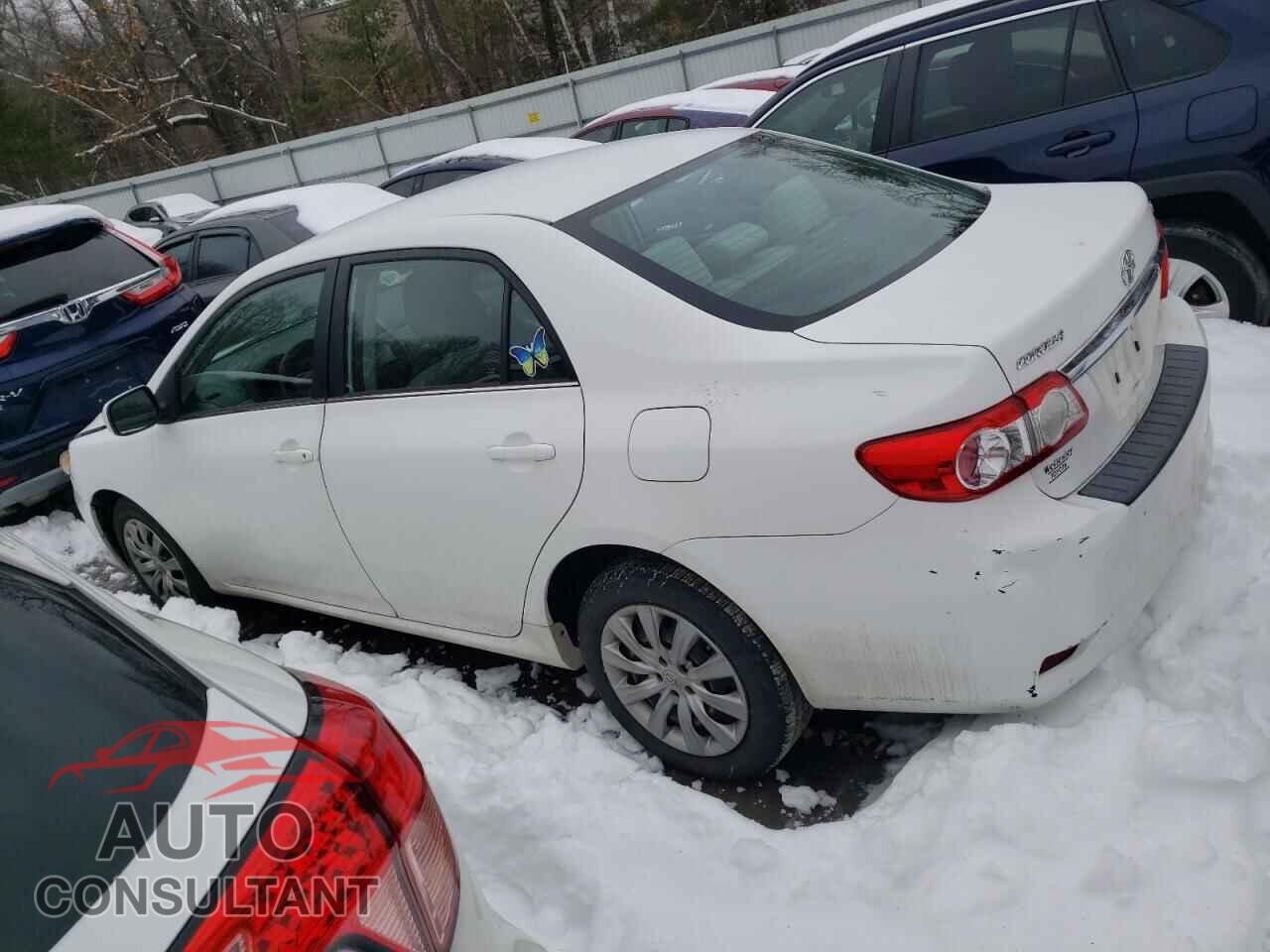 TOYOTA COROLLA 2013 - 2T1BU4EE4DC933033