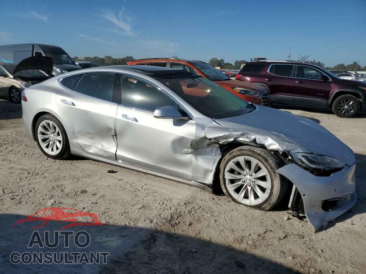 TESLA MODEL S 2018 - 5YJSA1E21JF241378