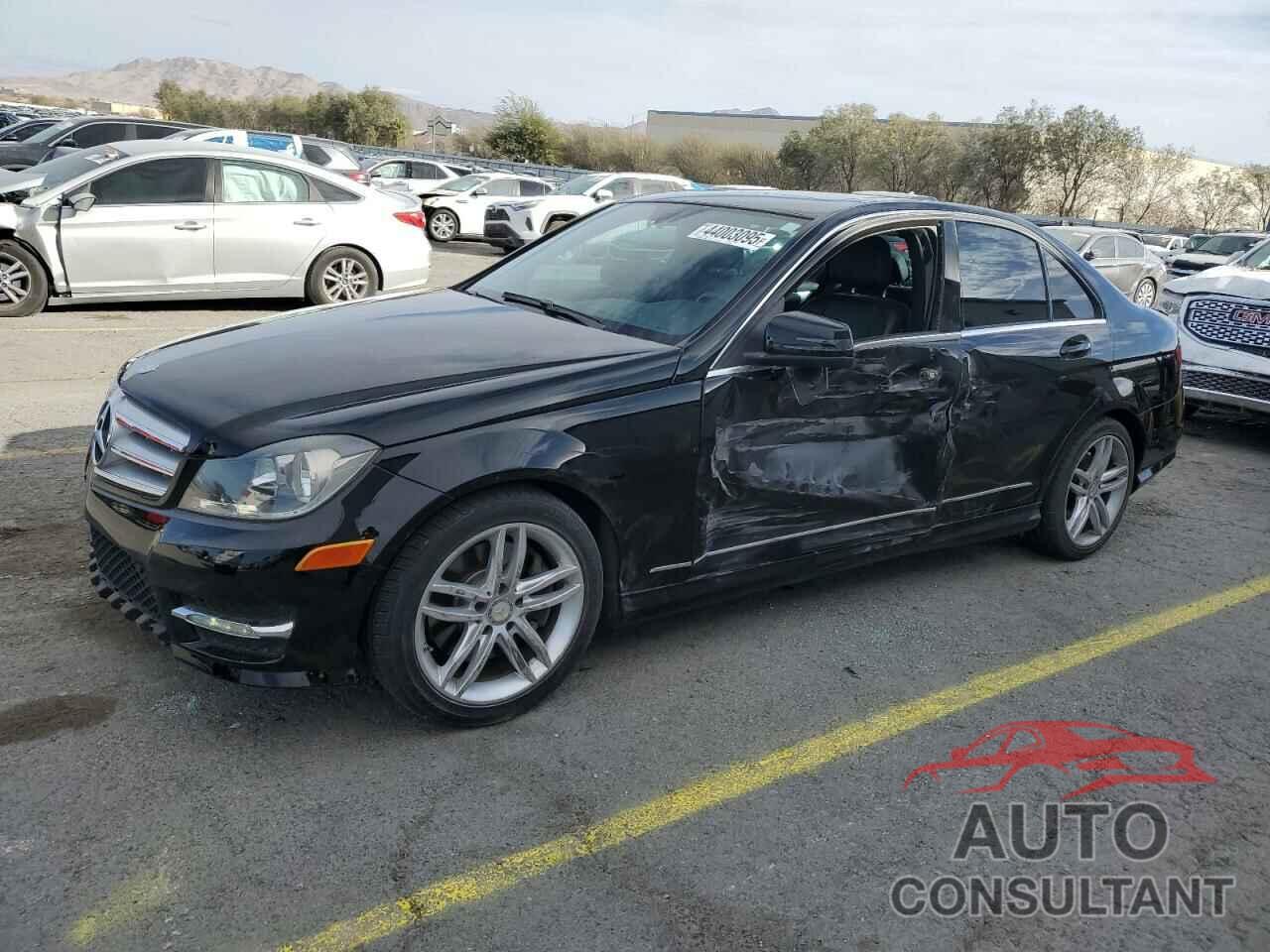 MERCEDES-BENZ C-CLASS 2013 - WDDGF8AB0DR296088