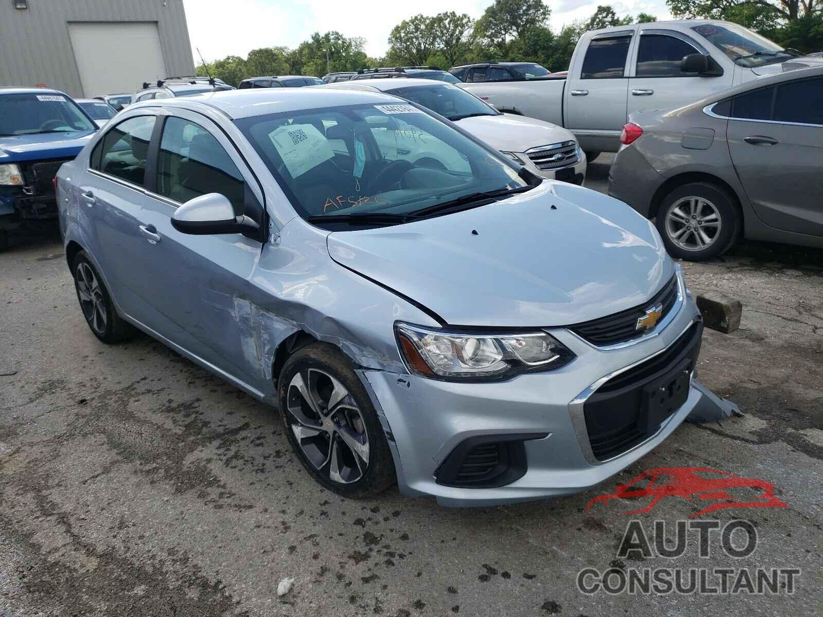 CHEVROLET SONIC 2018 - 1G1JF5SB9J4135866