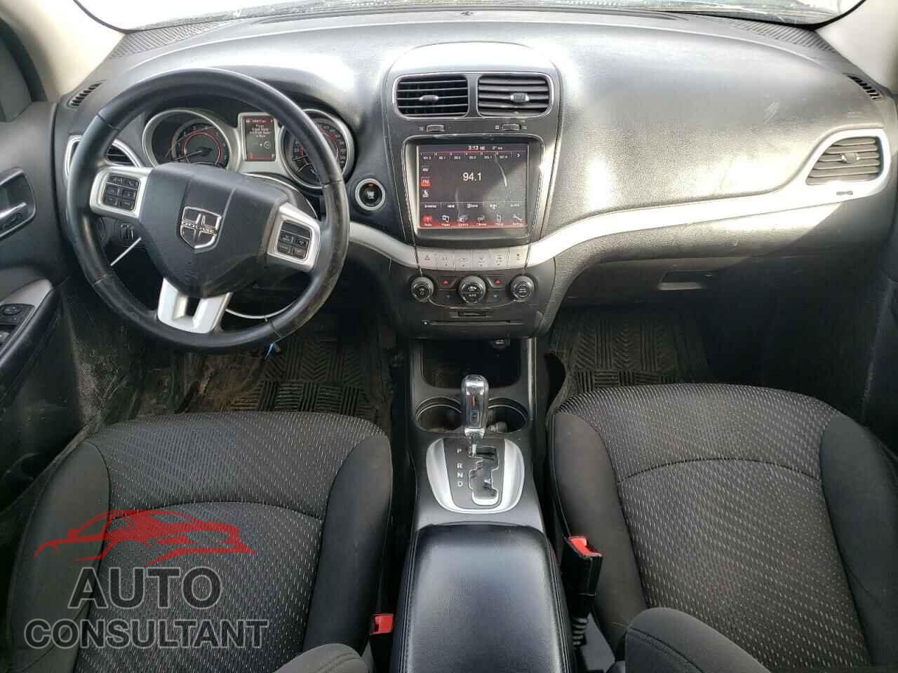 DODGE JOURNEY 2015 - 3C4PDCCG8FT548417