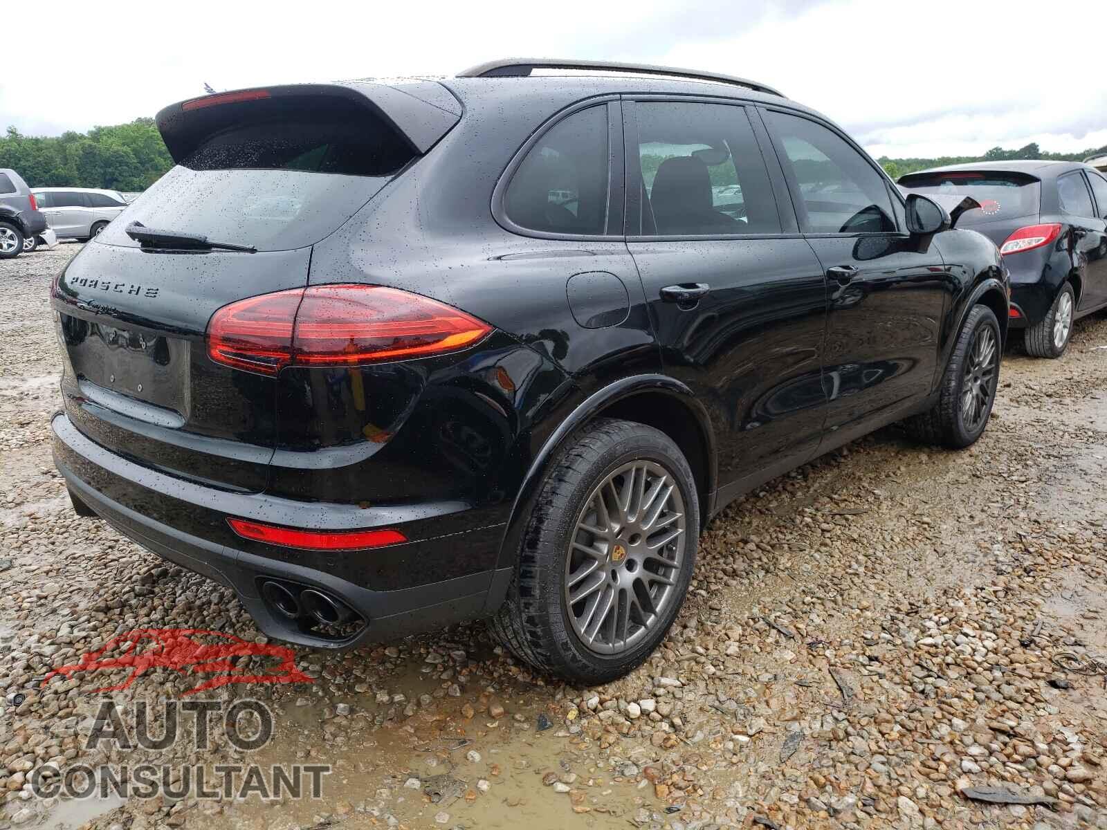 PORSCHE CAYENNE 2017 - WP1AA2A29HKA82242