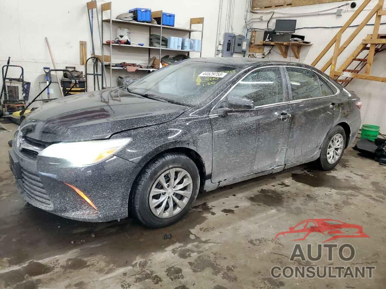 TOYOTA CAMRY 2016 - 4T4BF1FK6GR553486
