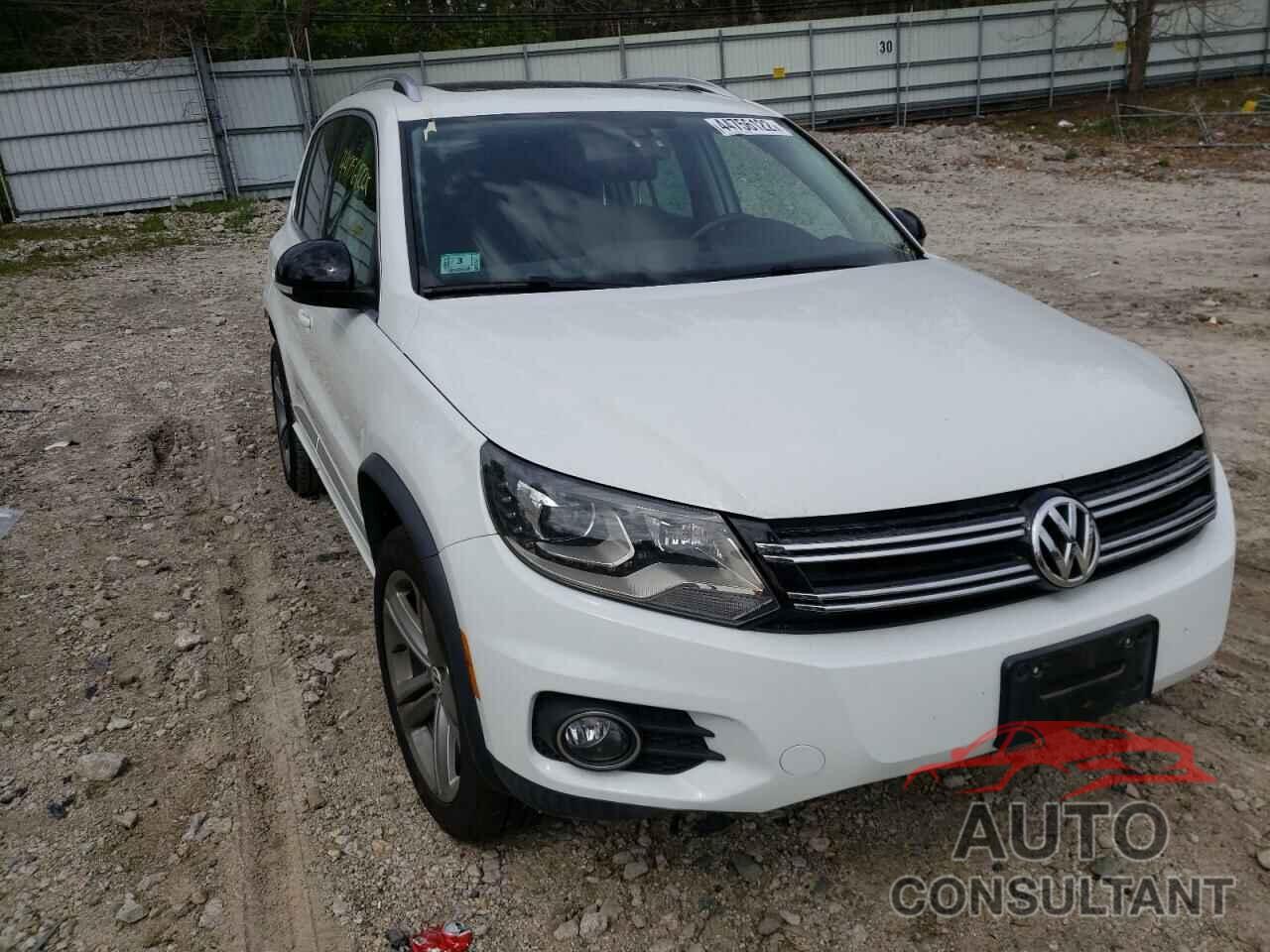 VOLKSWAGEN TIGUAN 2017 - WVGUV7AX2HK018731