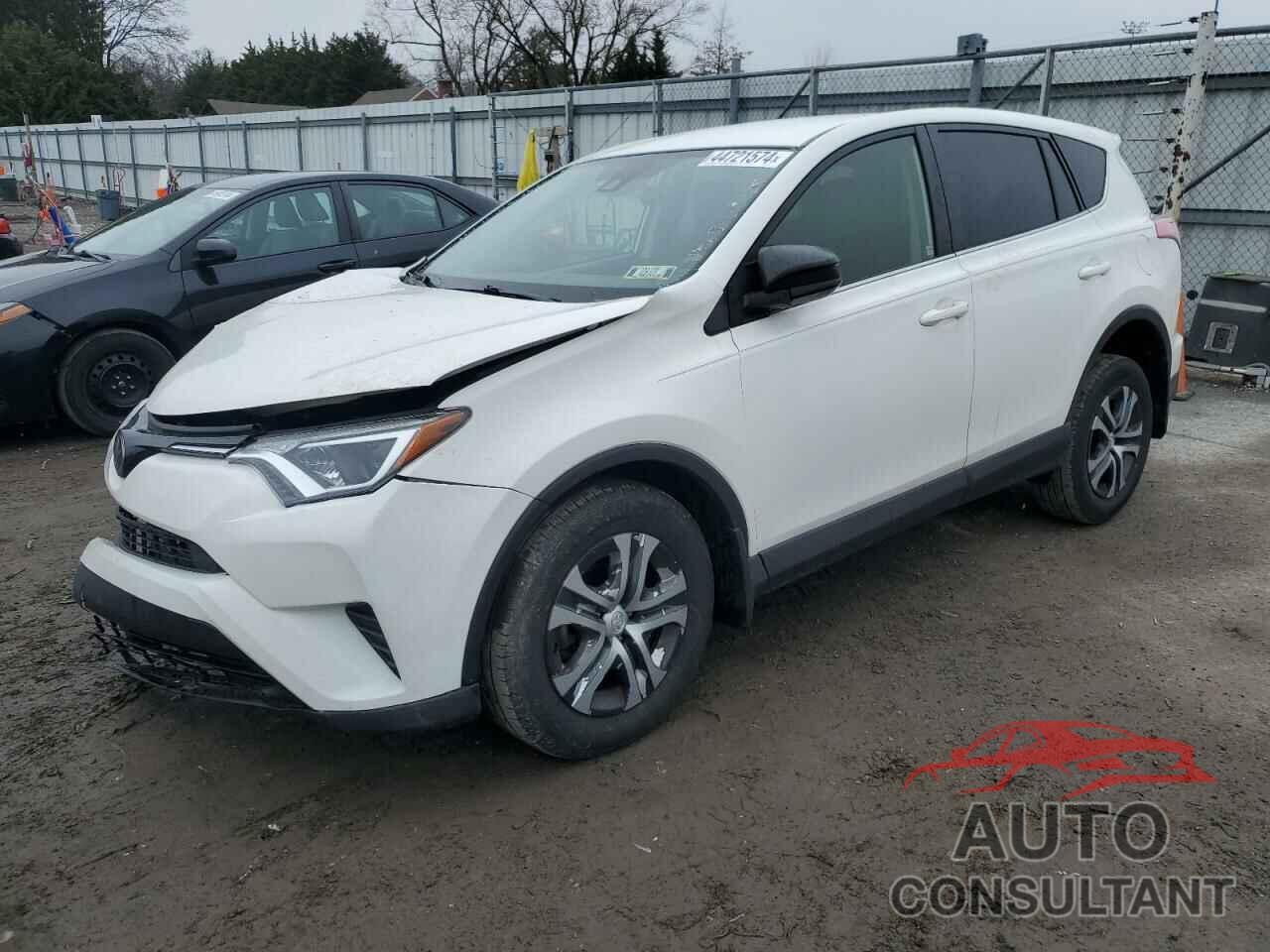 TOYOTA RAV4 2017 - JTMBFREV2HJ712211