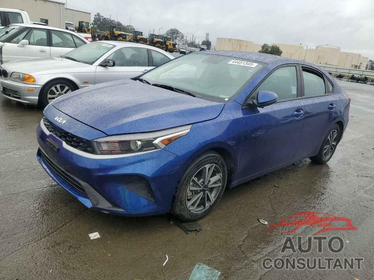 KIA FORTE 2023 - 3KPF24AD3PE572128