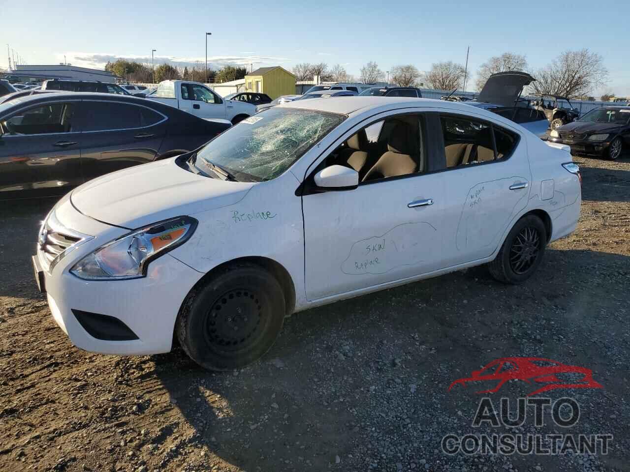 NISSAN VERSA 2018 - 3N1CN7AP4JL863071
