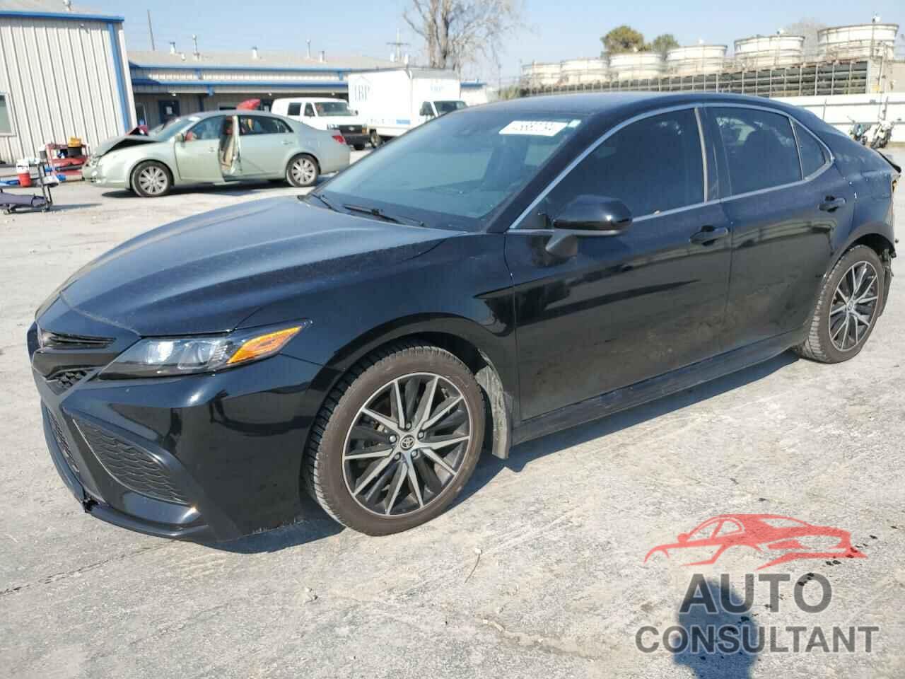 TOYOTA CAMRY 2021 - 4T1G11AK8MU603063