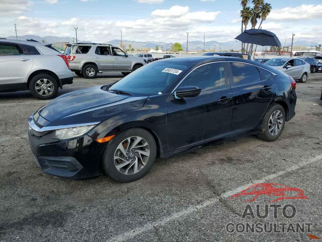 HONDA CIVIC 2018 - 2HGFC2F74JH542086