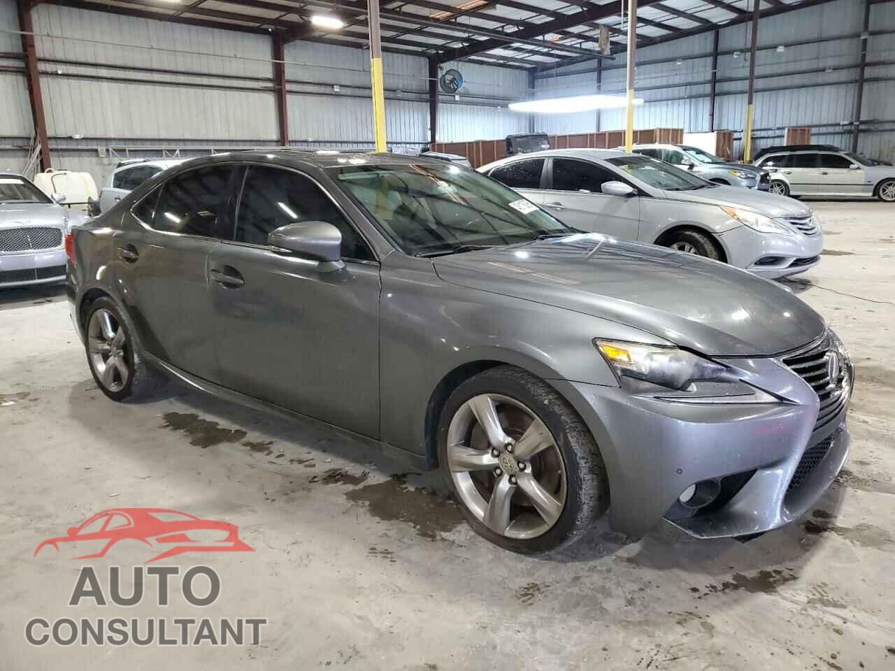 LEXUS IS 2014 - JTHBE1D22E5002580