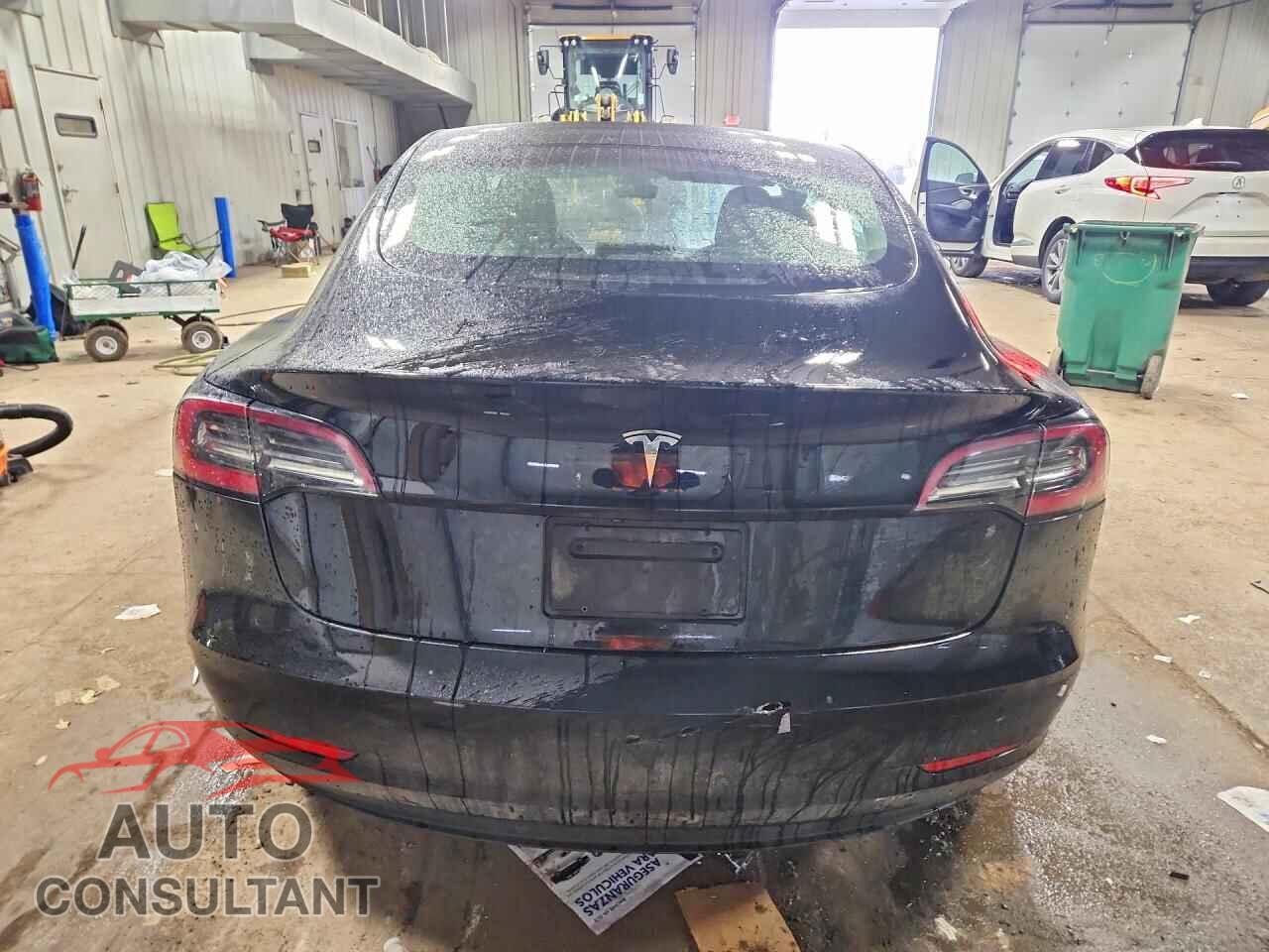 TESLA MODEL 3 2023 - 5YJ3E1EA4PF451983