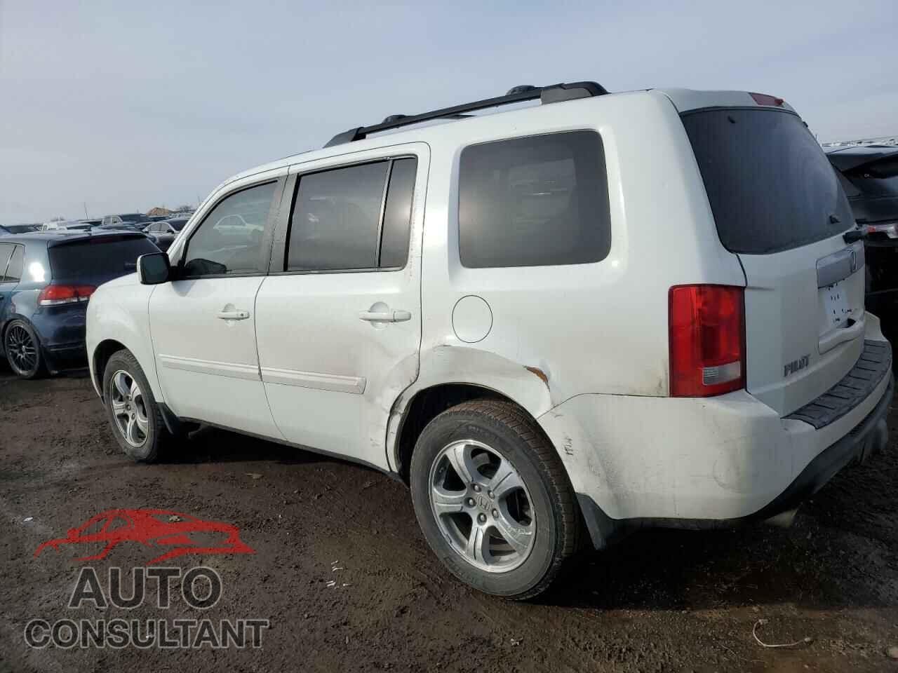 HONDA PILOT 2013 - 5FNYF4H57DB031861